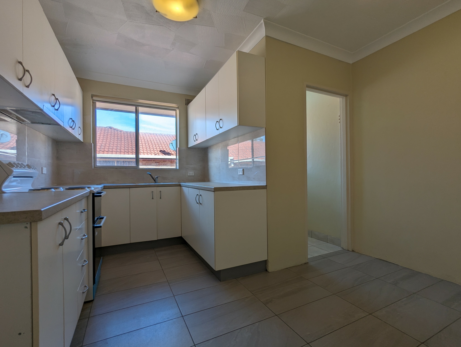 6/43 Duke Street — photo 2 of 9