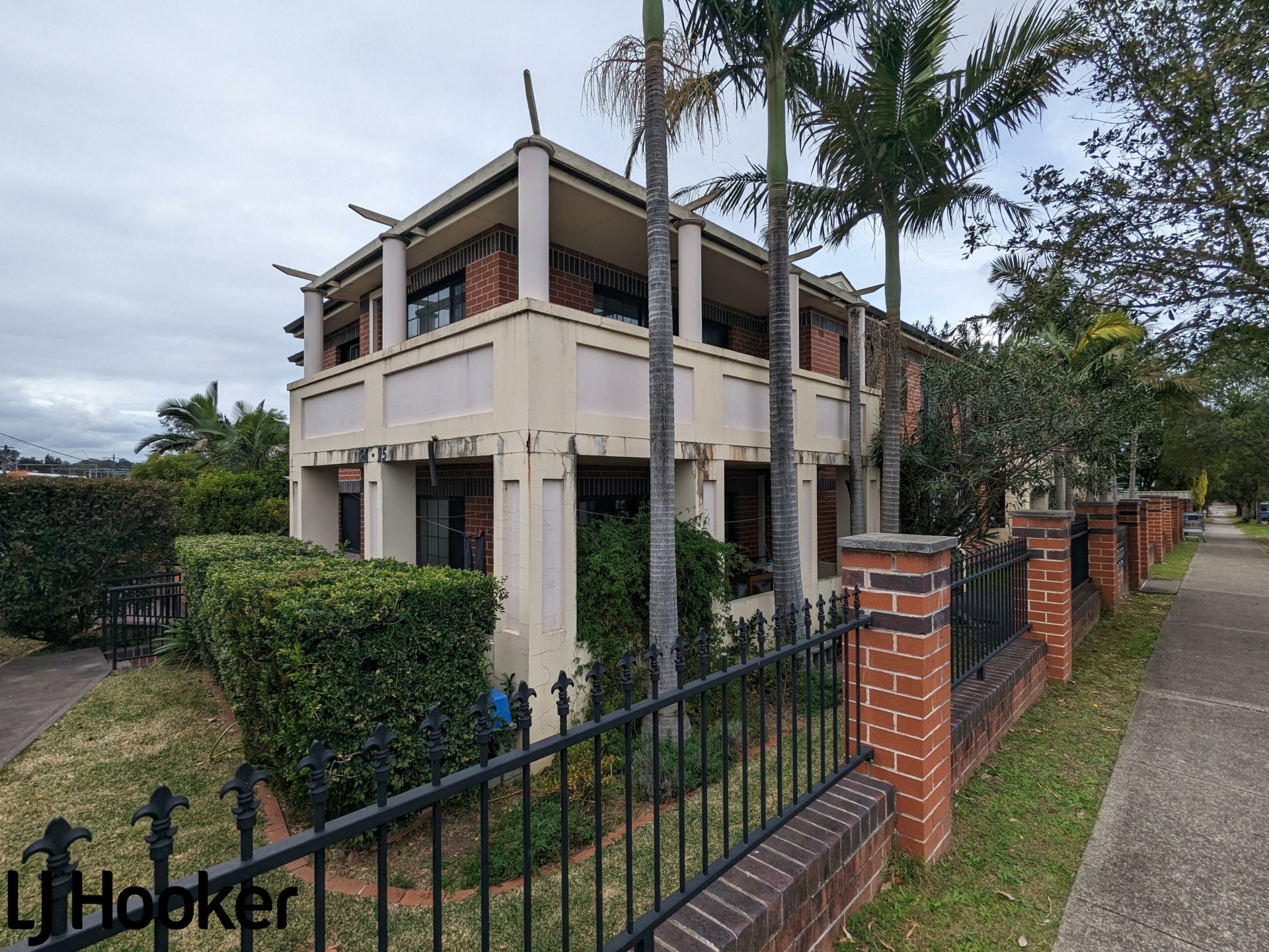 8/24-25 South Parade, CAMPSIE