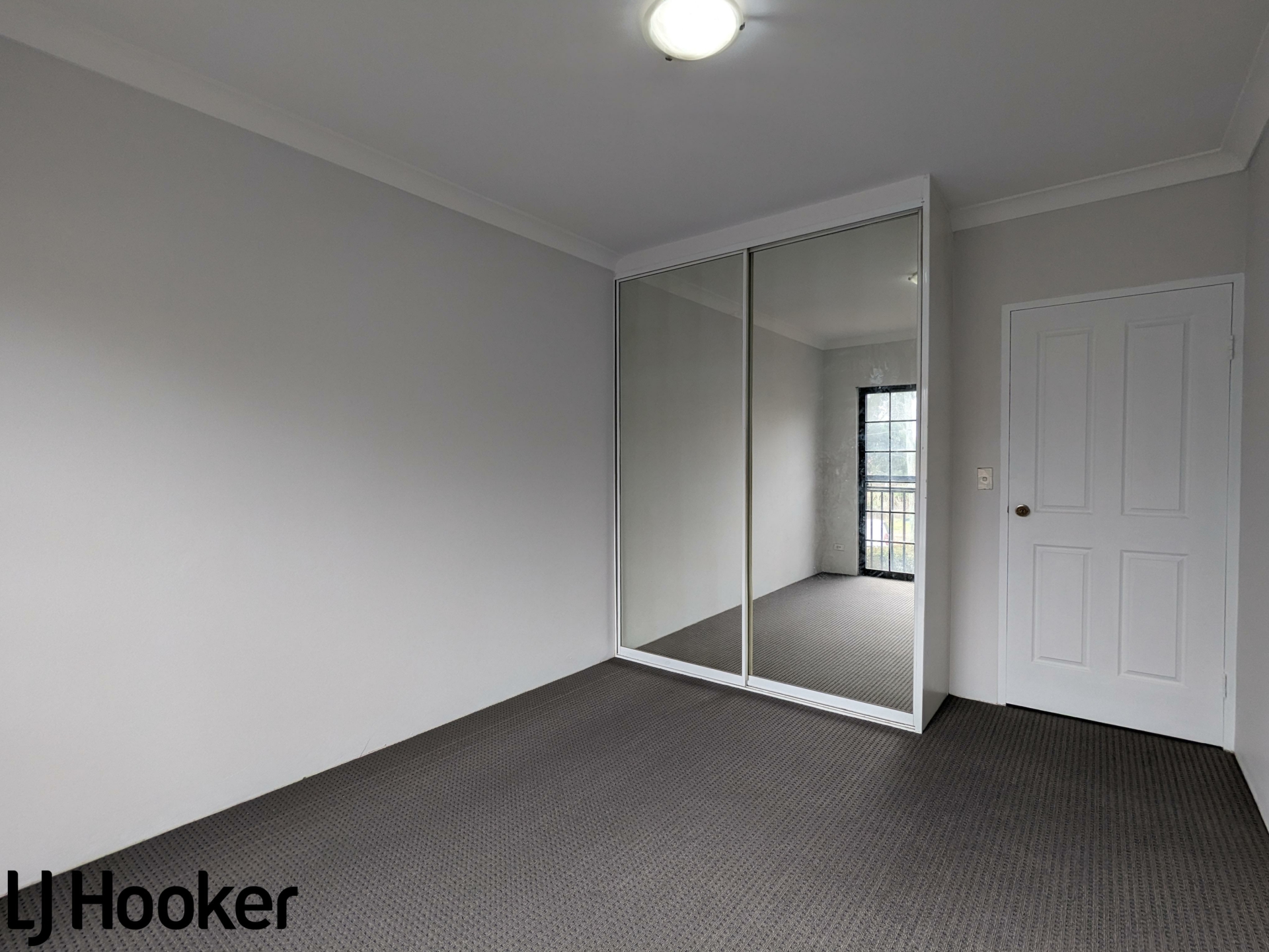 8/24-25 South Parade, CAMPSIE