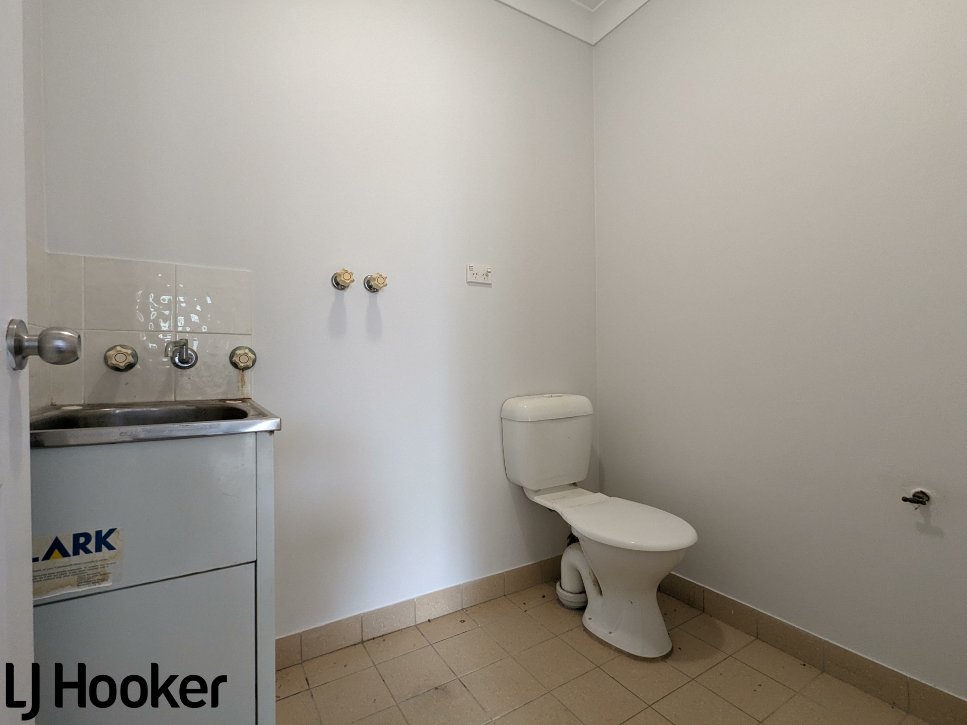 8/24-25 South Parade, CAMPSIE