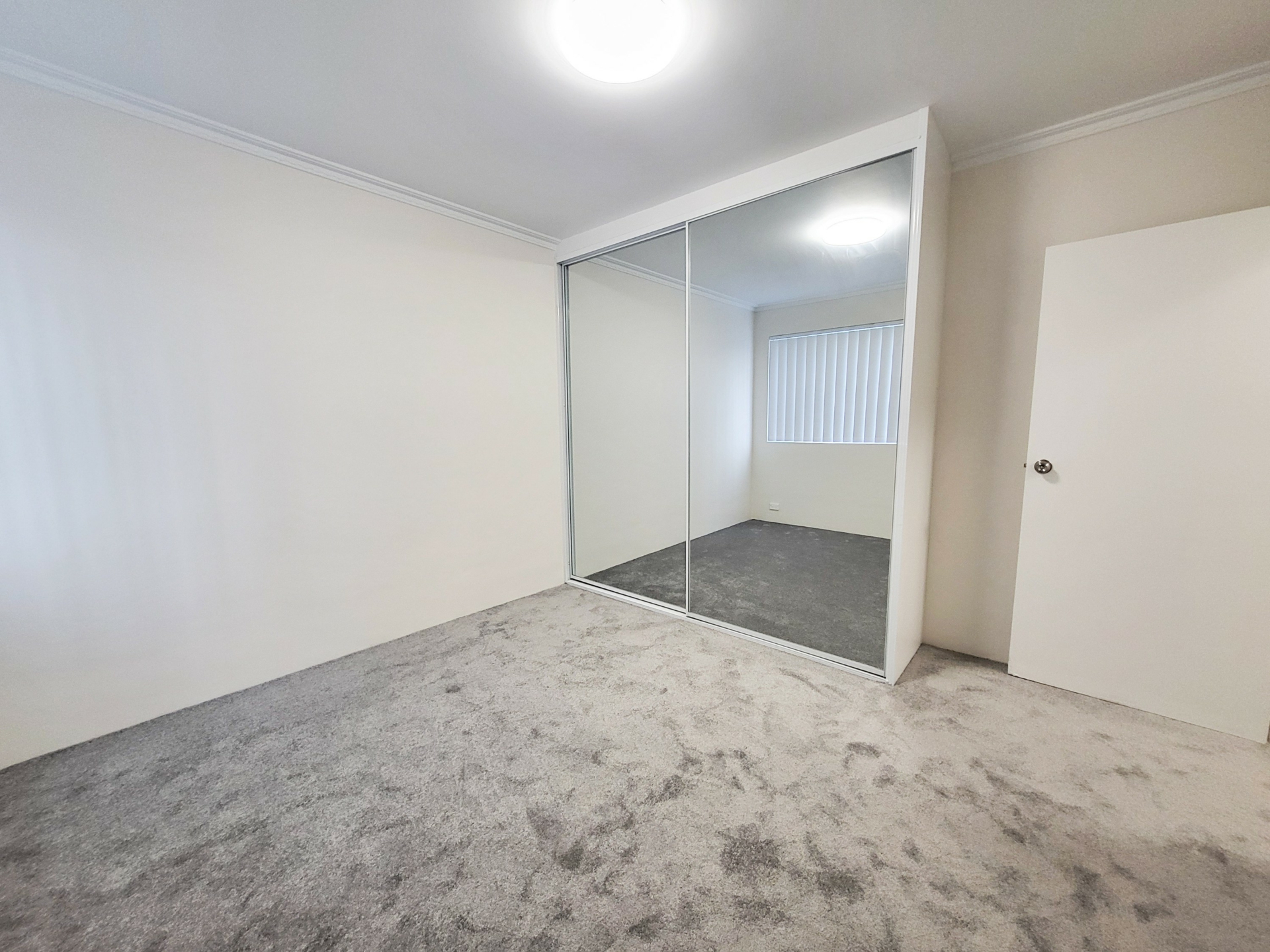 32/31-33 First Ave, CAMPSIE
