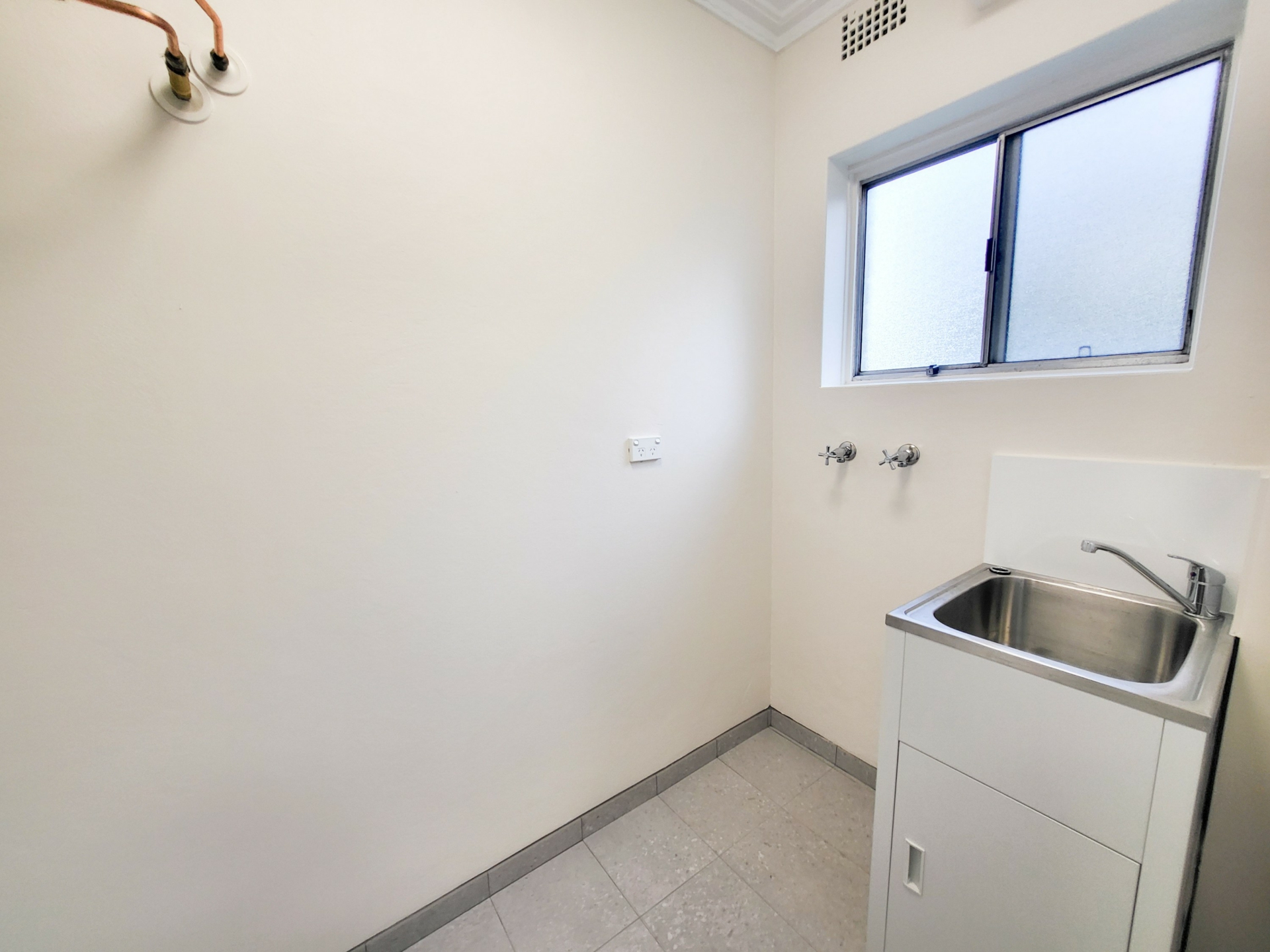 32/31-33 First Ave, CAMPSIE
