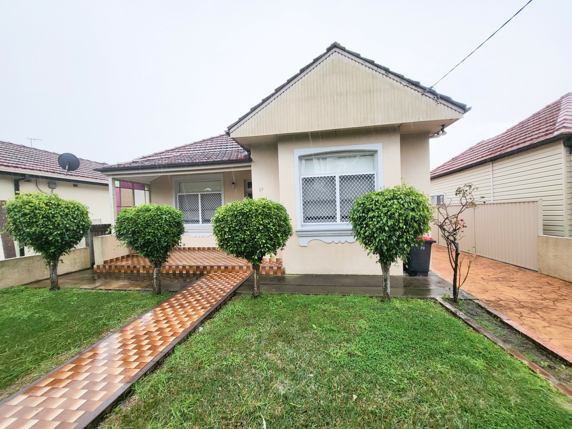 23 Eighth Ave, CAMPSIE