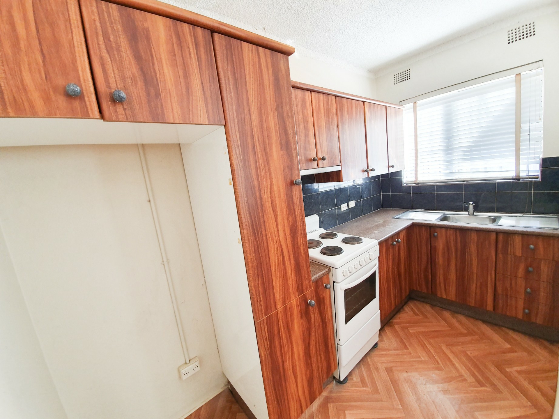 3/11 McKern St, CAMPSIE