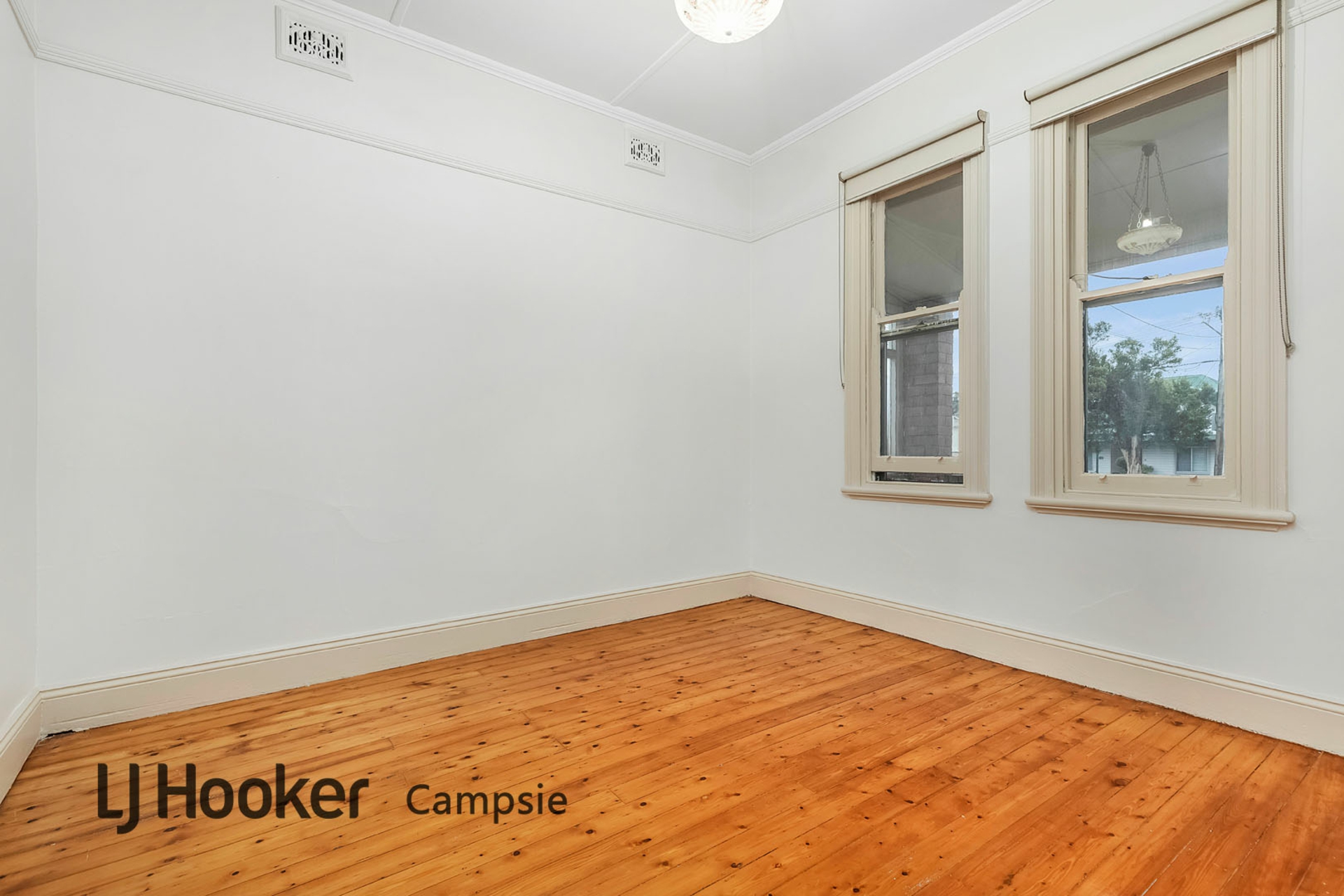 11 Browning Street, CAMPSIE