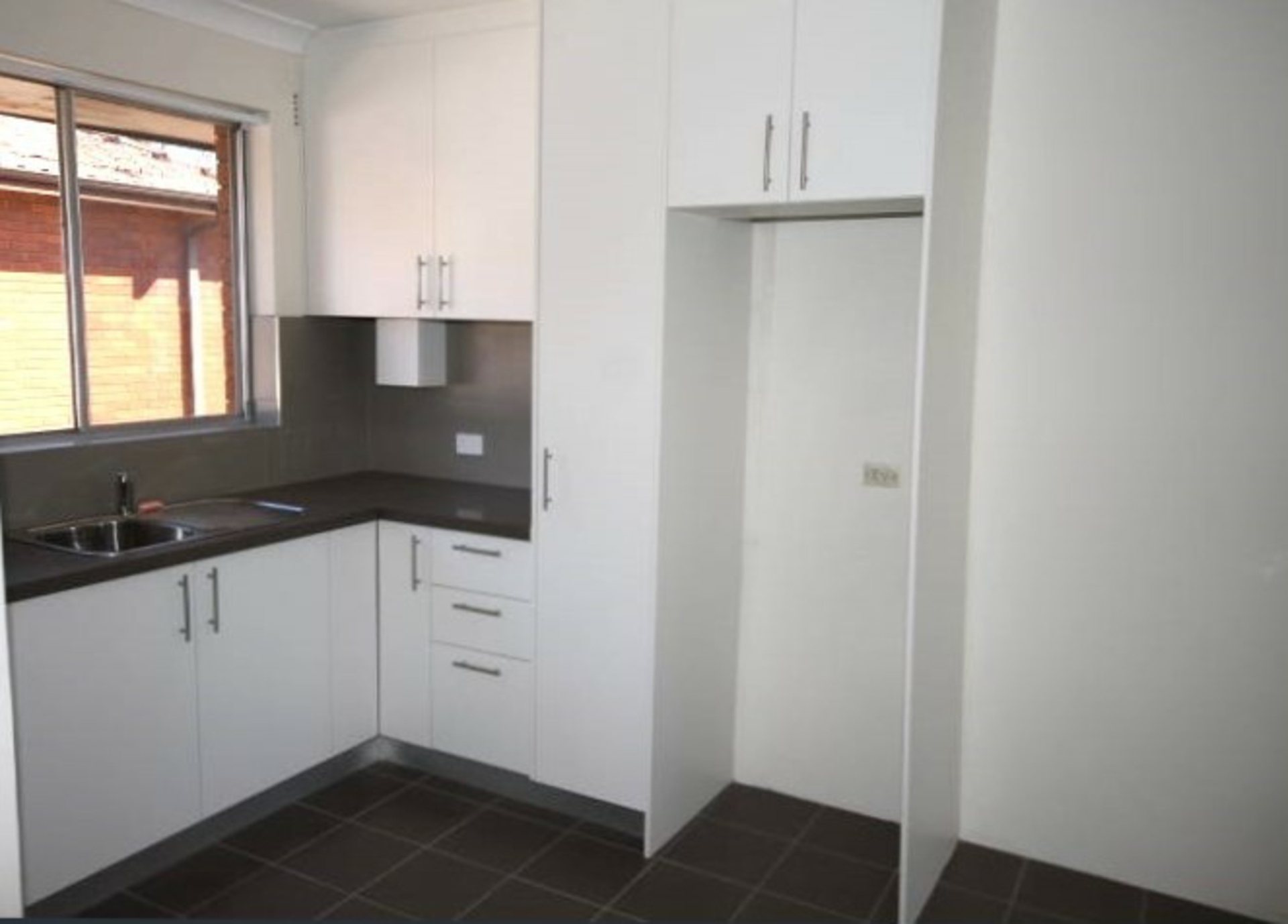 10/22 Hampden Rd, LAKEMBA