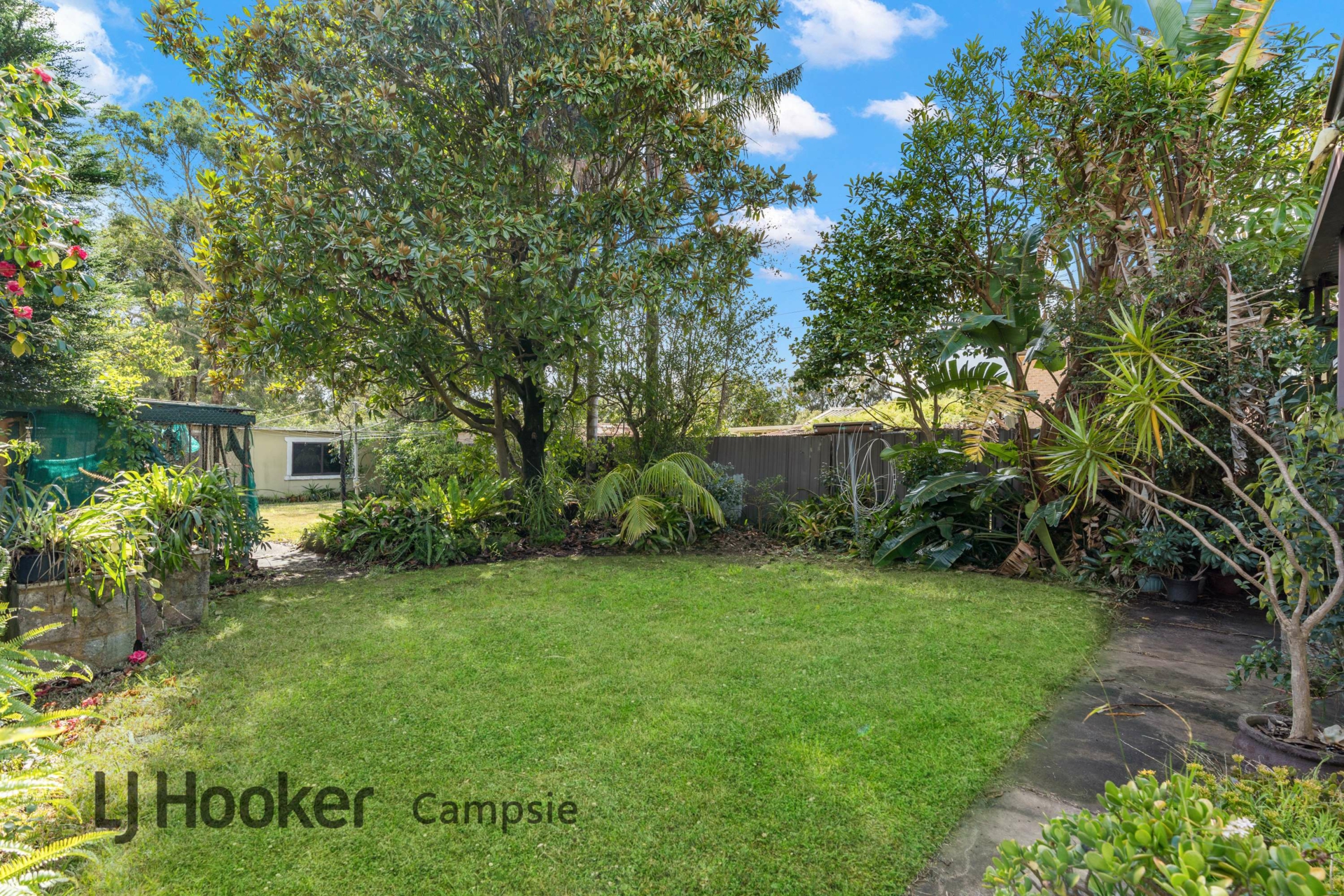 11 Bellombi Street, CAMPSIE