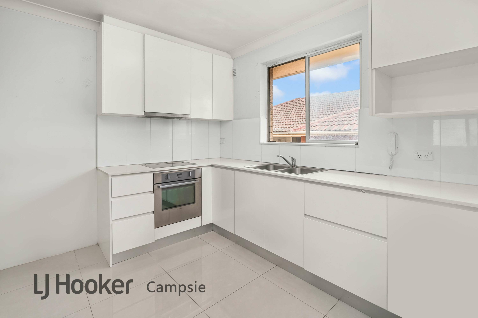 4/51 Bexley Road — photo 3 of 6