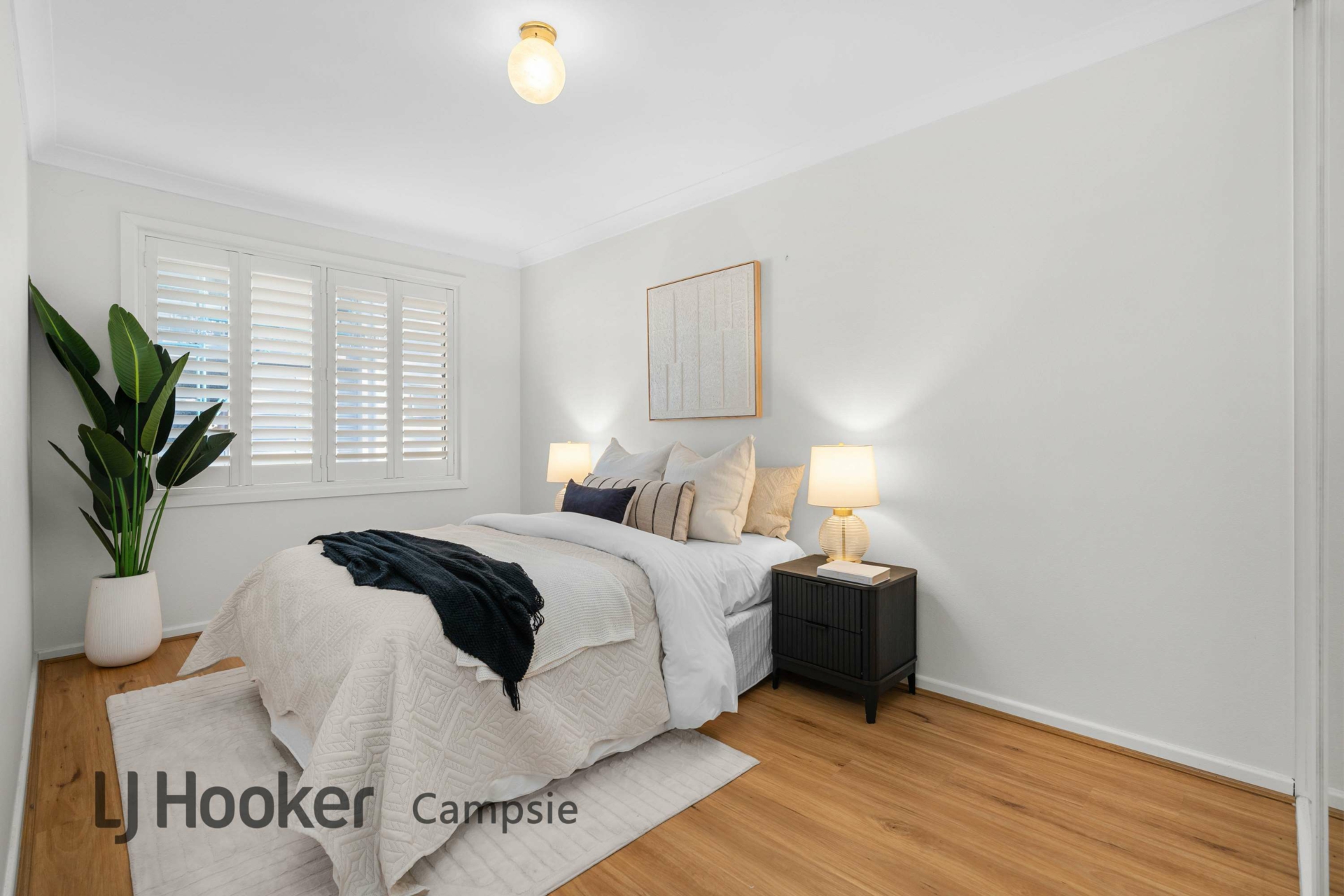 12/28-30 Loftus Street — photo 6 of 10