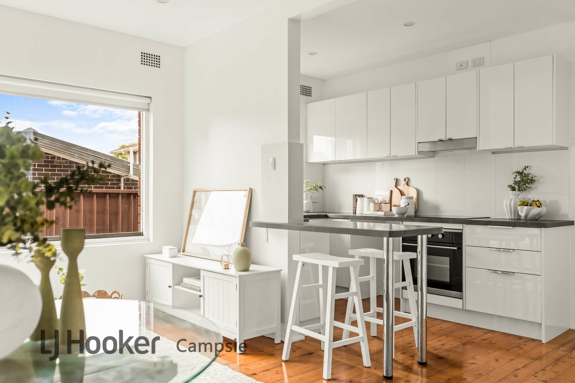 1/10 Evaline Street — photo 6 of 11