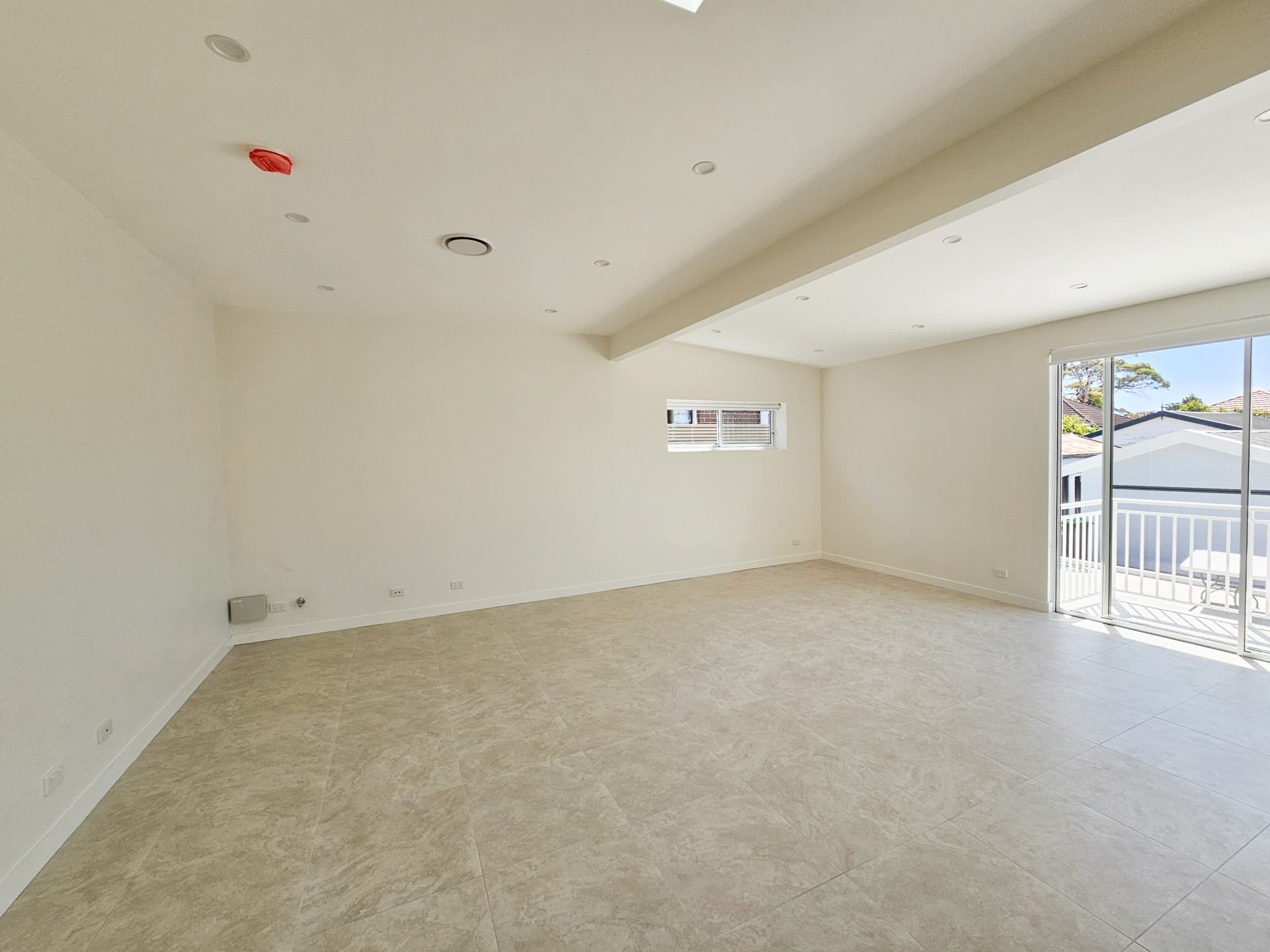 7 Emu Street — photo 3 of 9