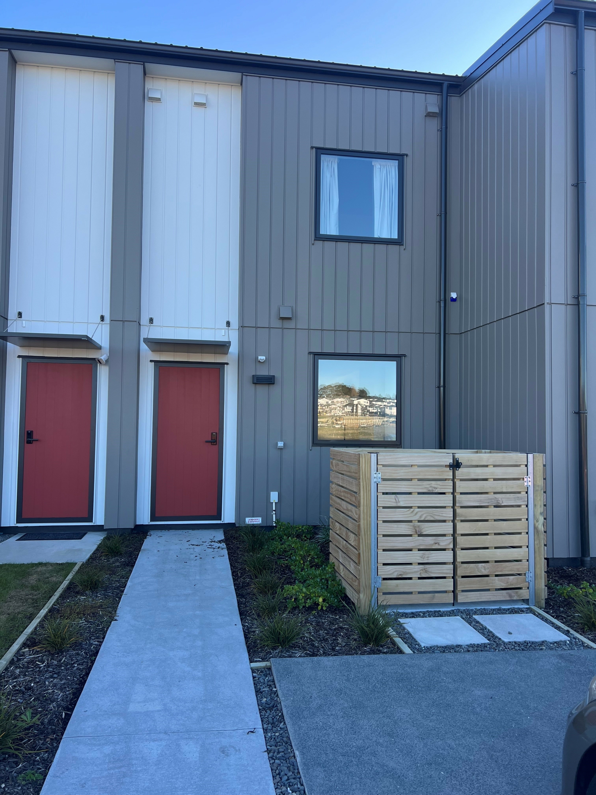 Flat Bush, 2019