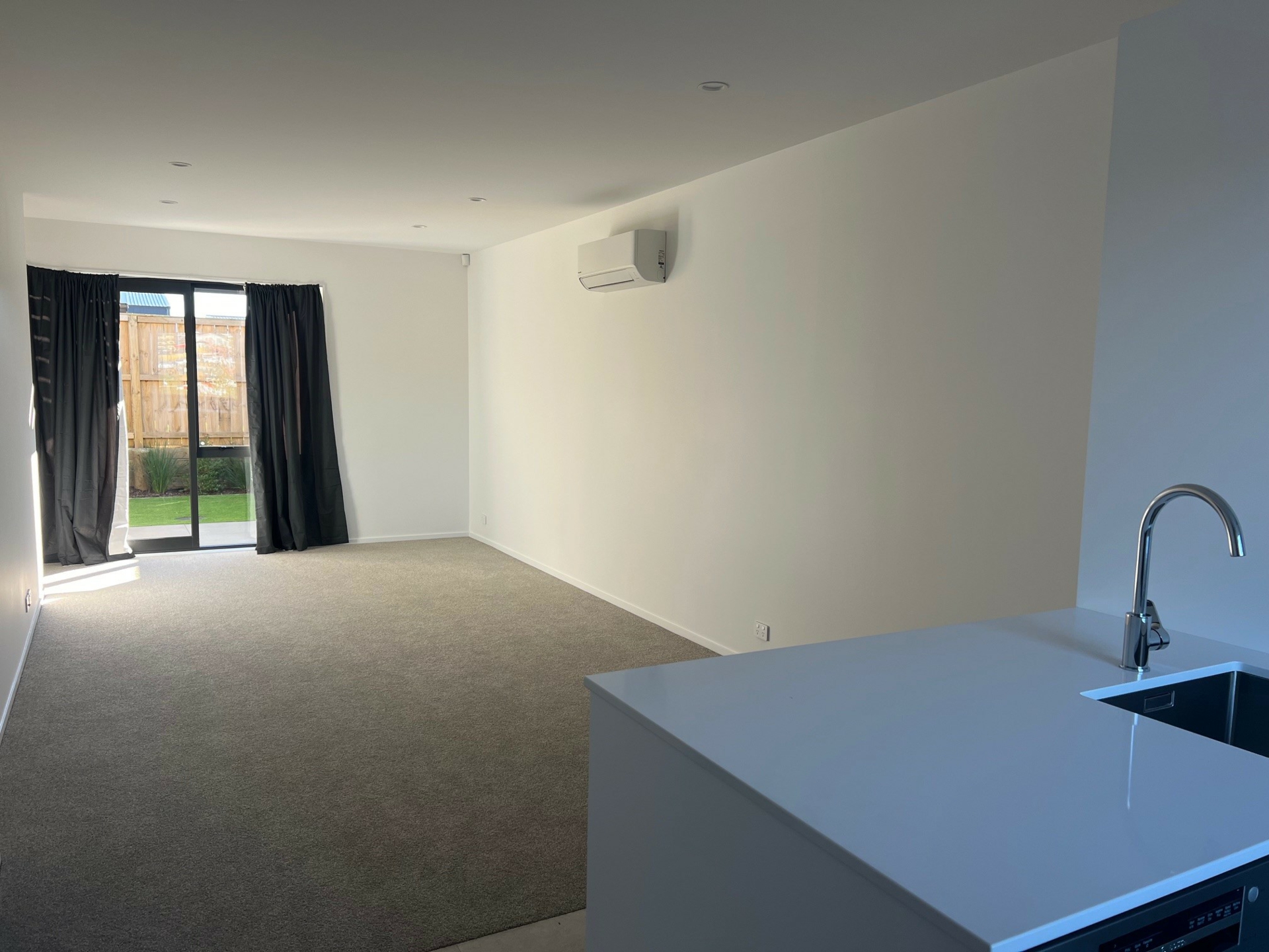 Flat Bush, 2019