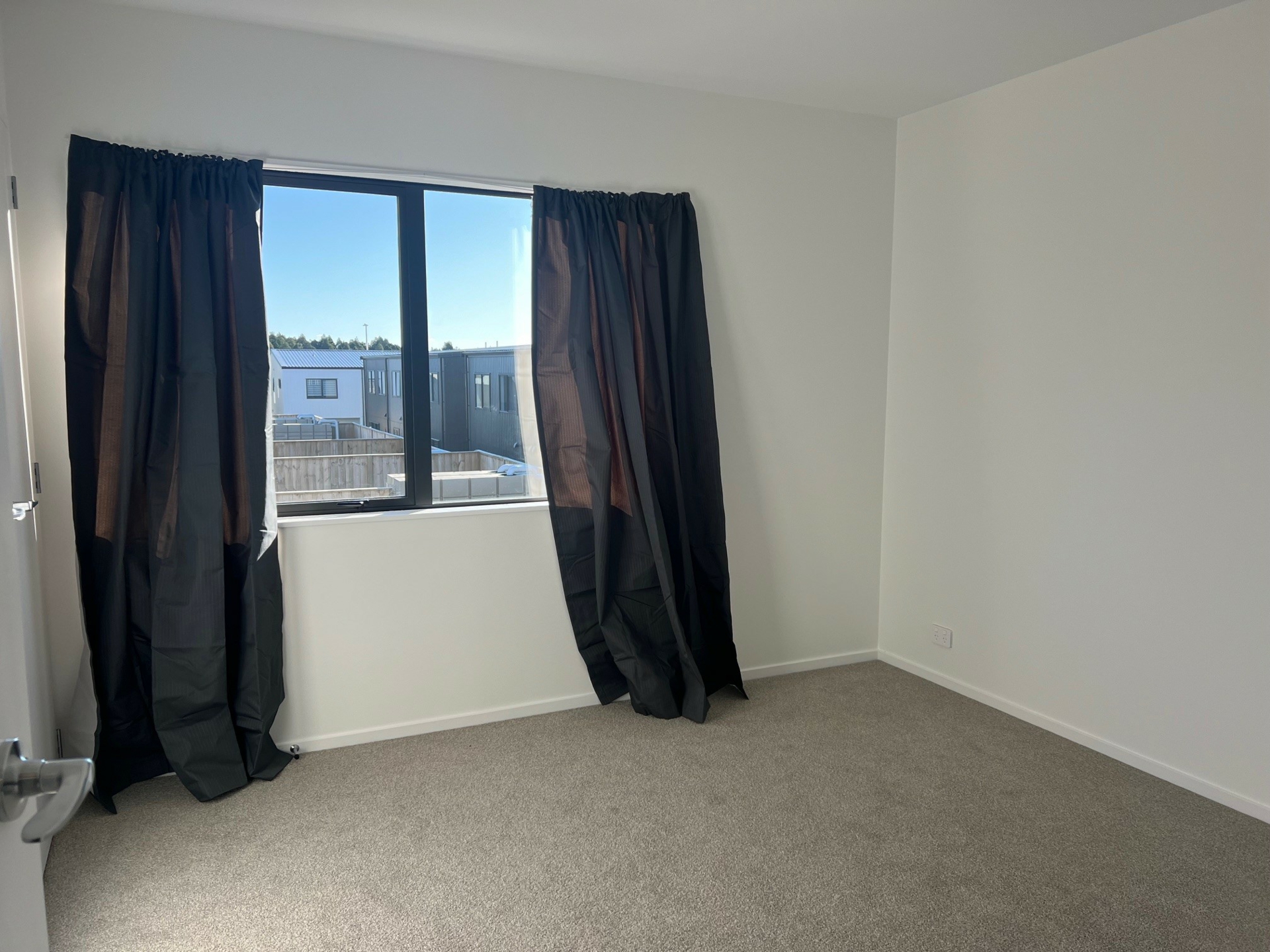 Flat Bush, 2019