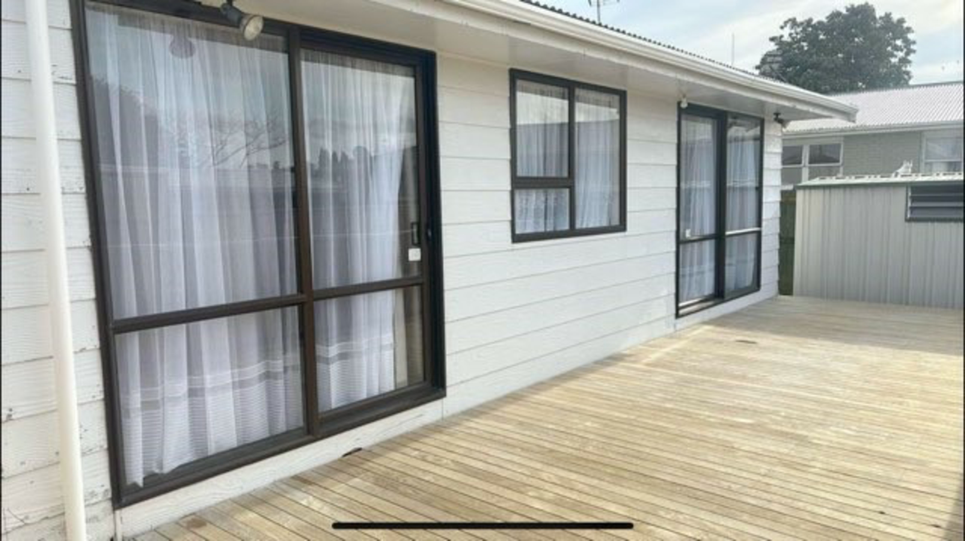 10 a Lomas Place, MANUREWA