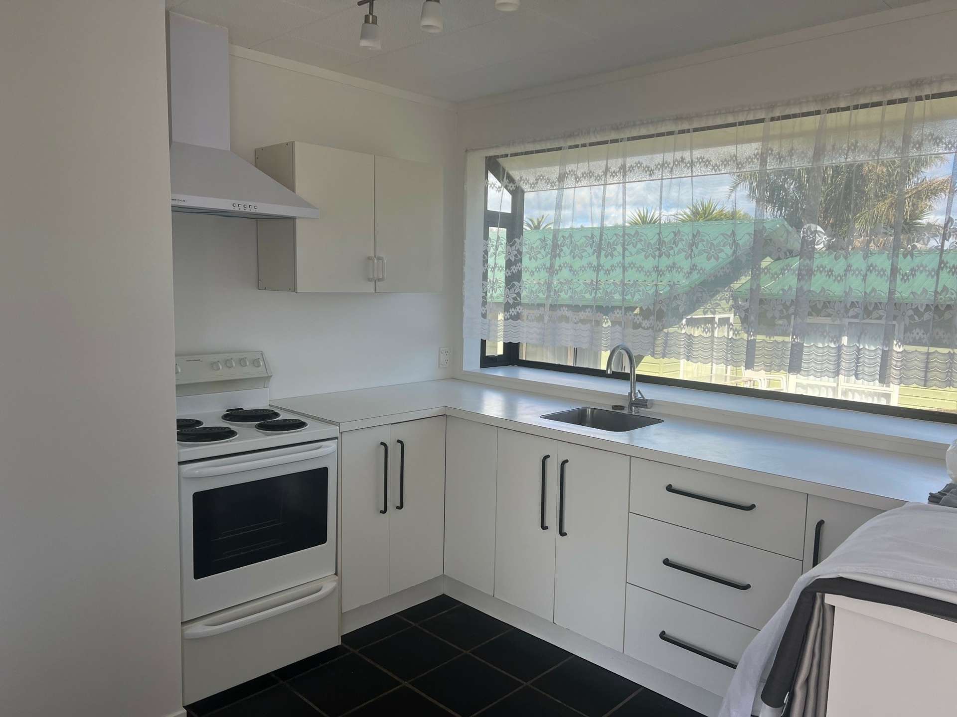 10 a Lomas Place, MANUREWA