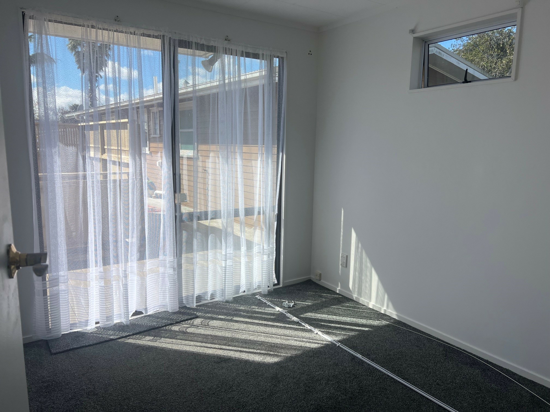 10 a Lomas Place, MANUREWA
