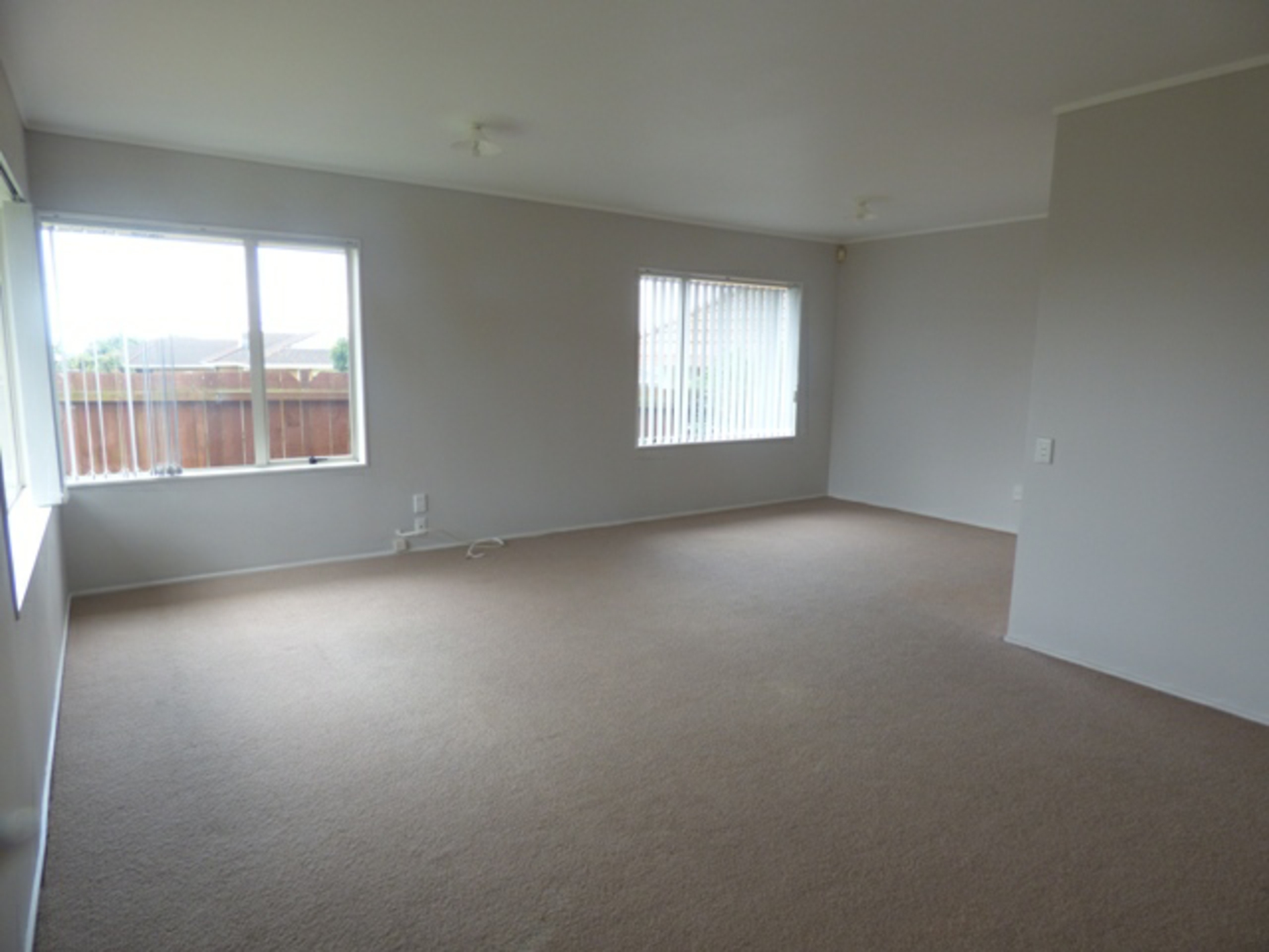 1/2 Lowburn Place, CLOVER PARK