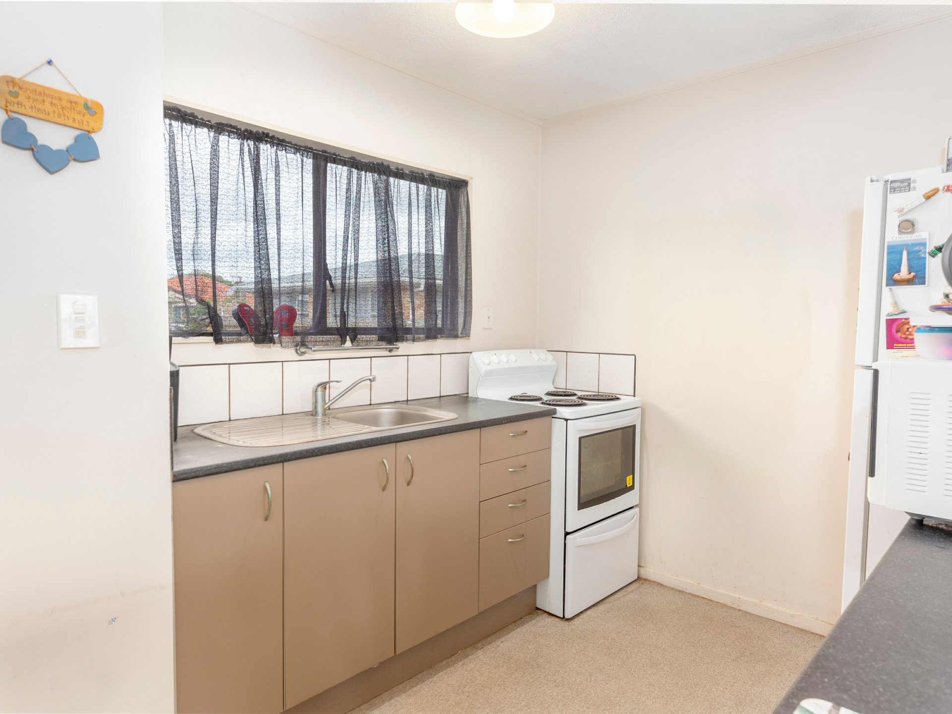 2/82 Settlement Road Papakura Property Details LJ Hooker