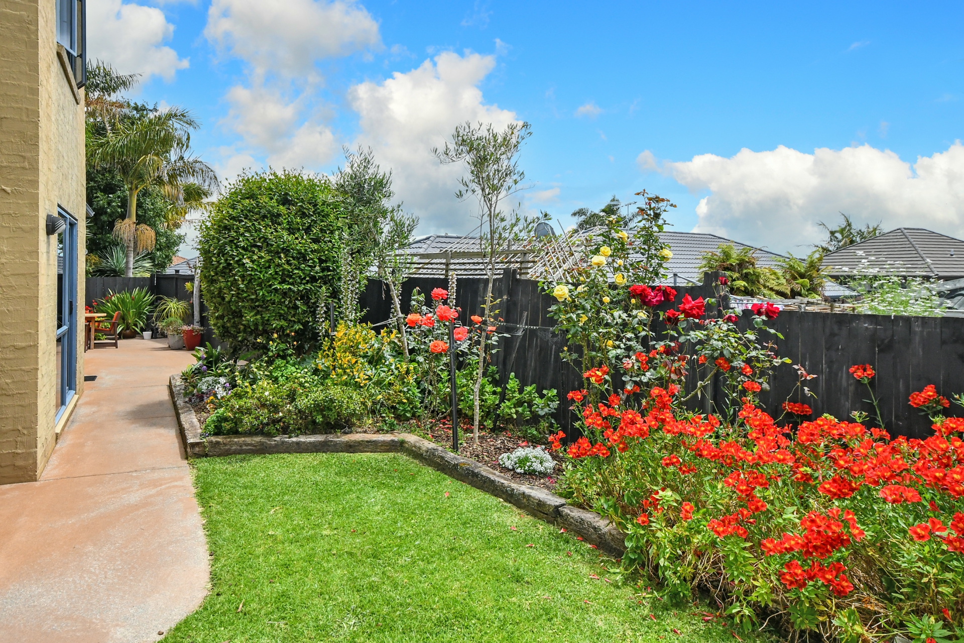 12 Phoenicia Court, THE GARDENS