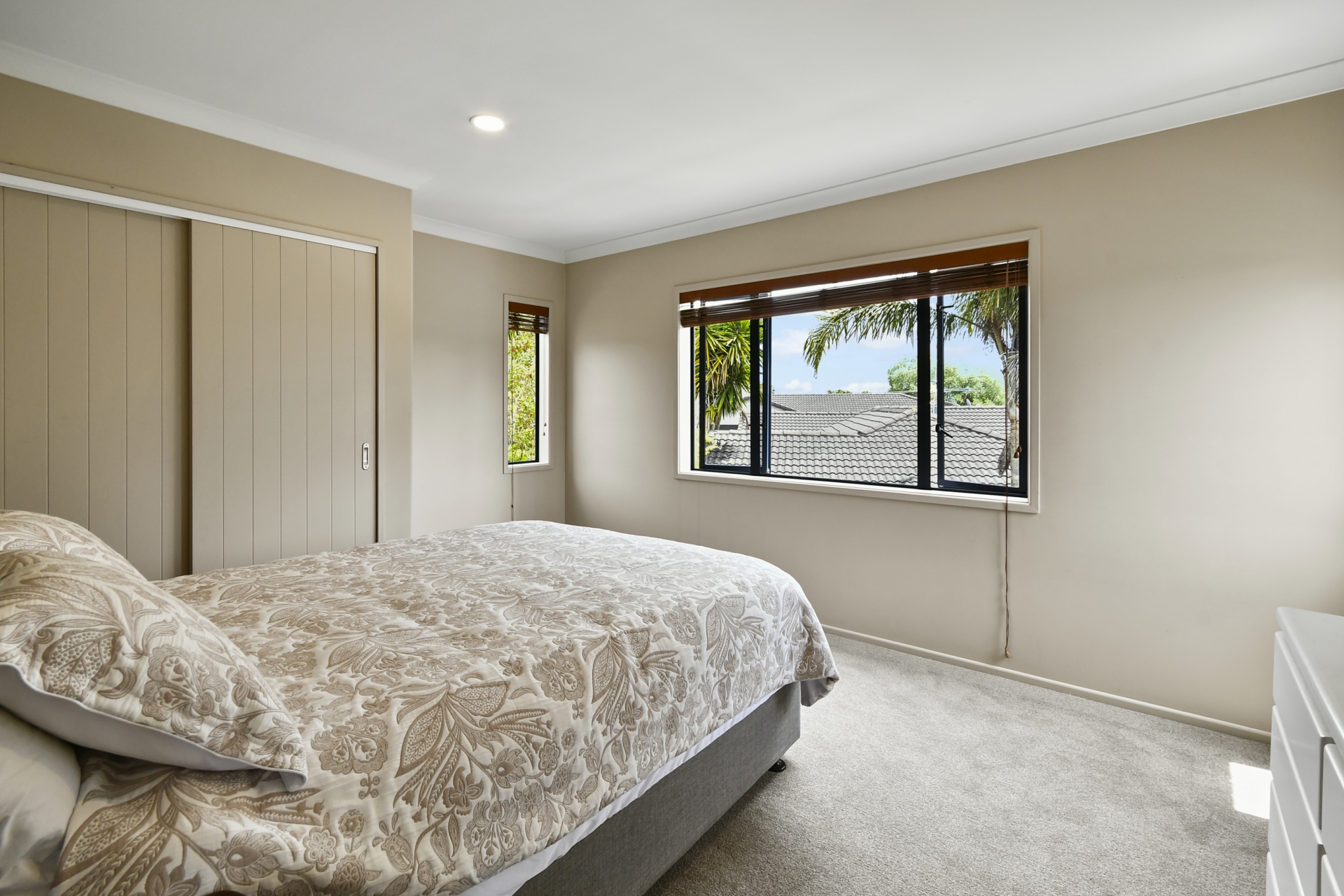 12 Phoenicia Court, THE GARDENS