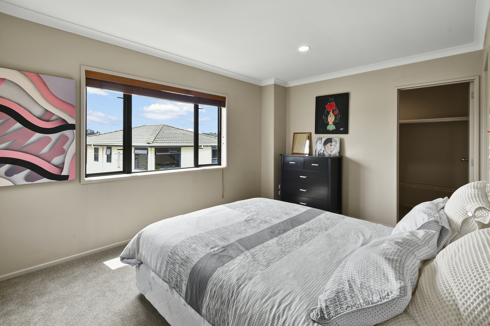 12 Phoenicia Court, THE GARDENS