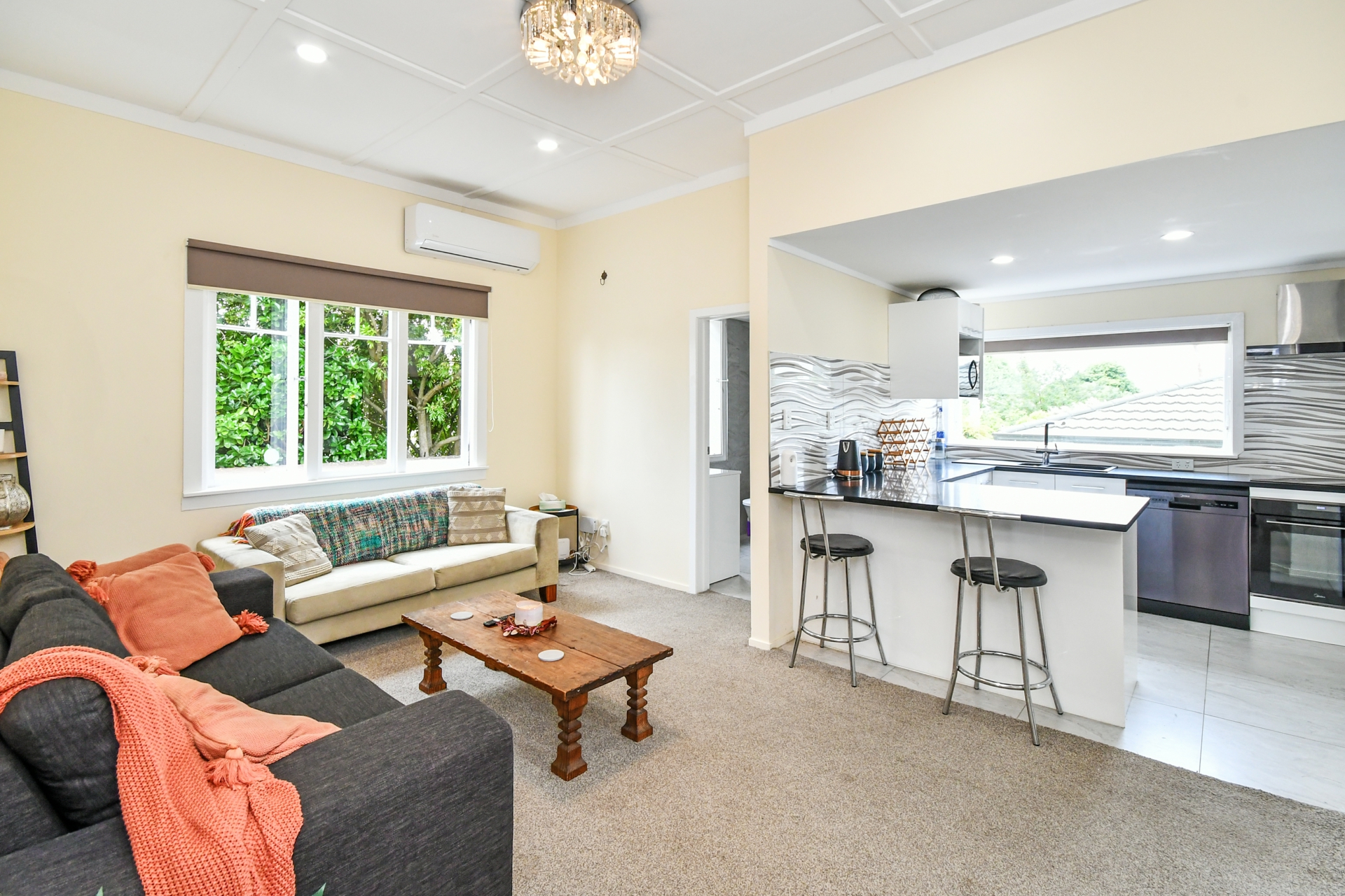 2c Waiari Road, CONIFER GROVE