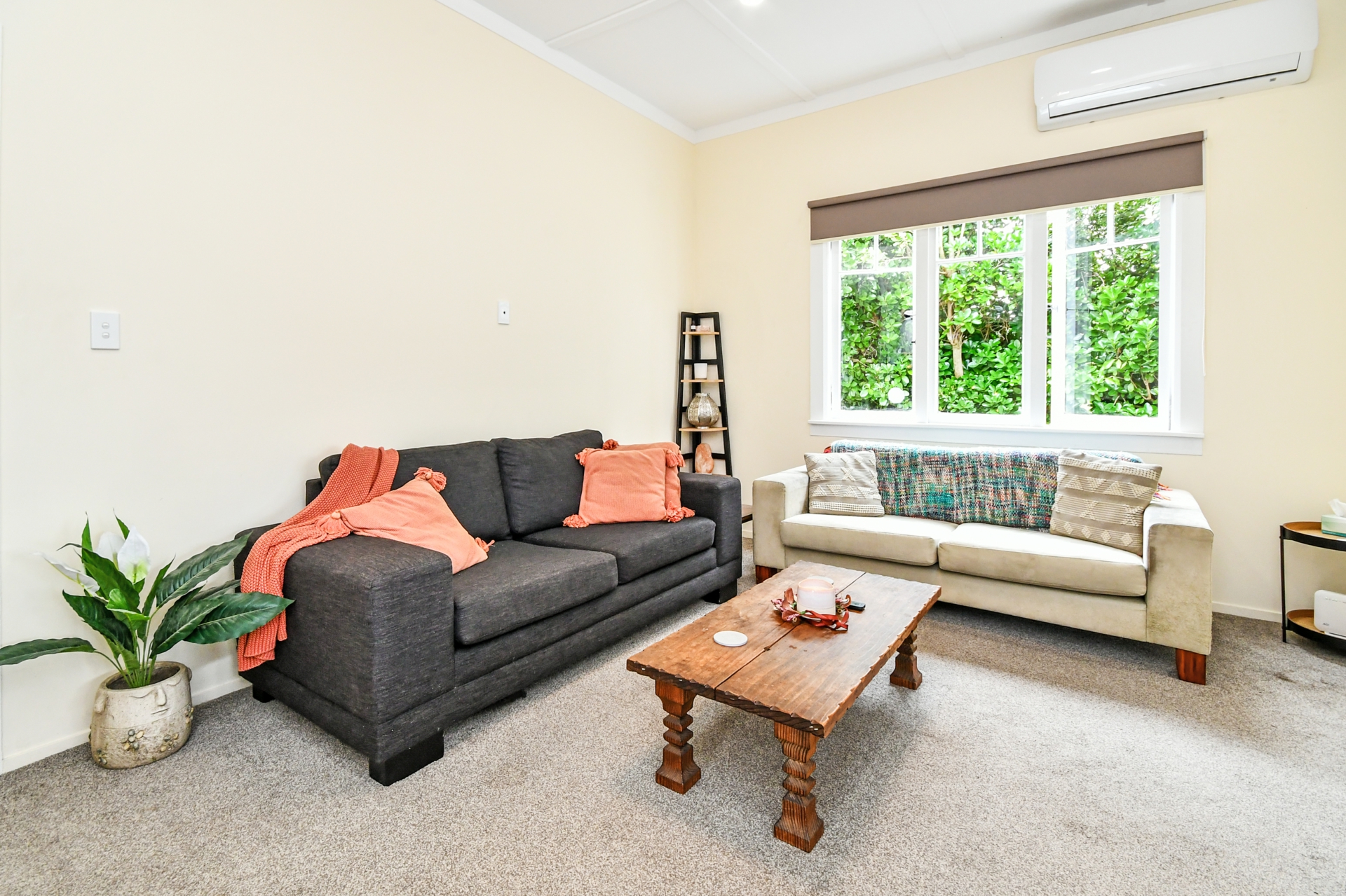 2c Waiari Road, CONIFER GROVE