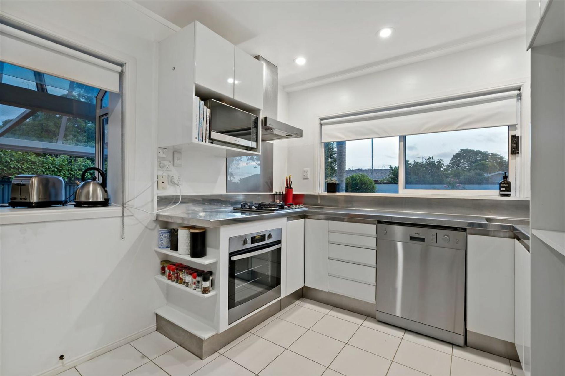 6 Oakland Avenue, Papatoetoe