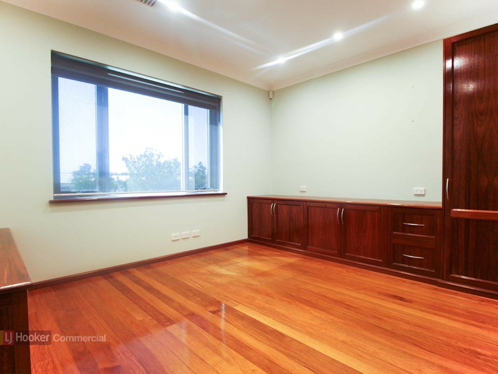 53 Ellemsea Circuit, LONSDALE