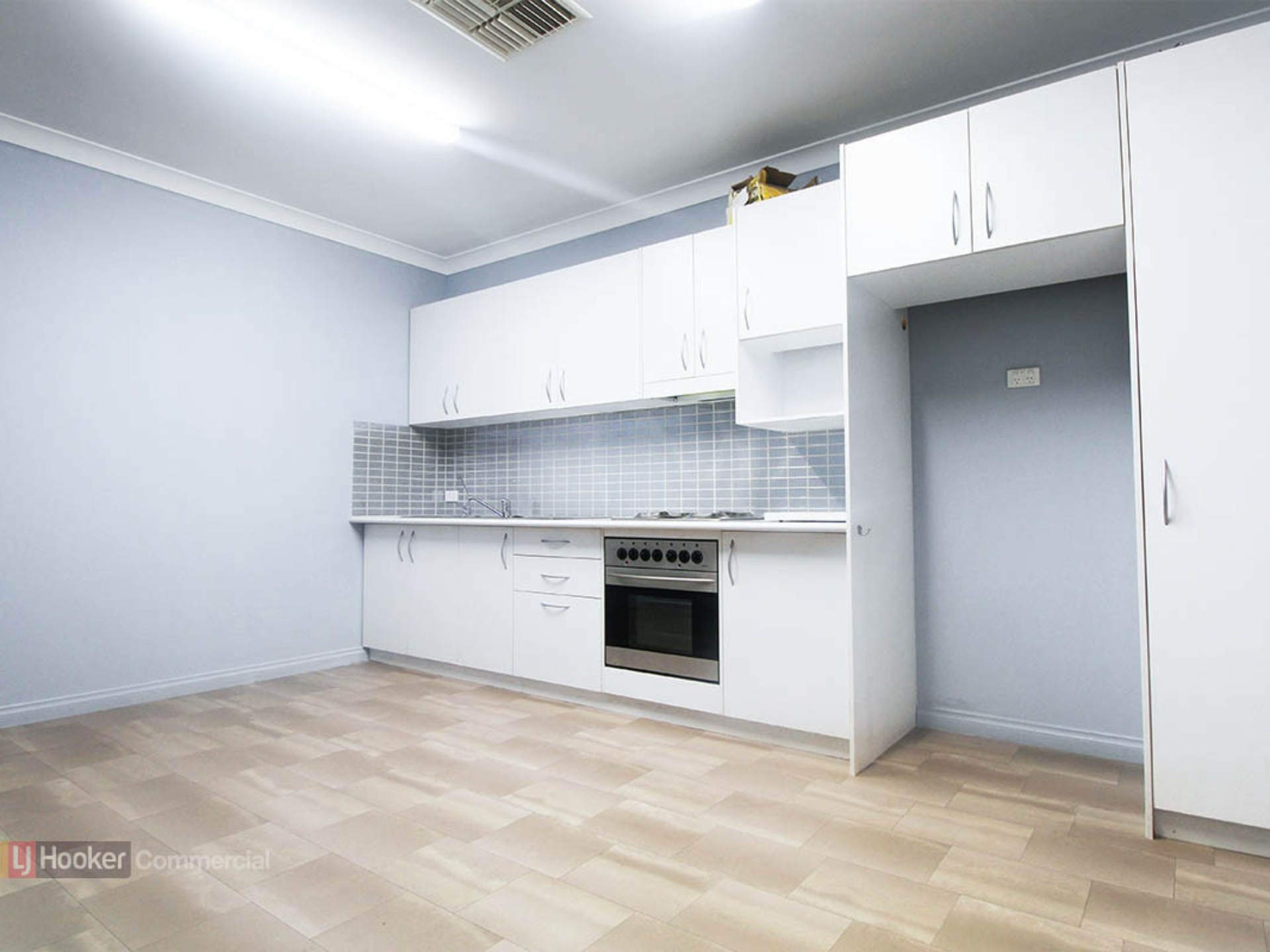 53 Ellemsea Circuit, LONSDALE