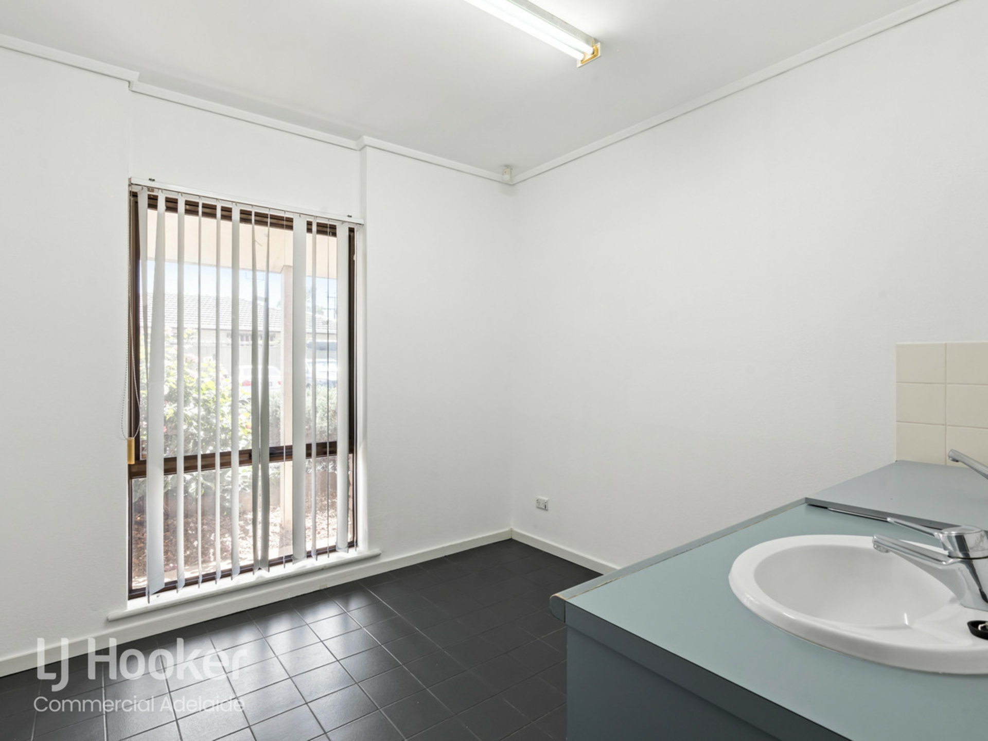 287 Salisbury Highway, SALISBURY DOWNS