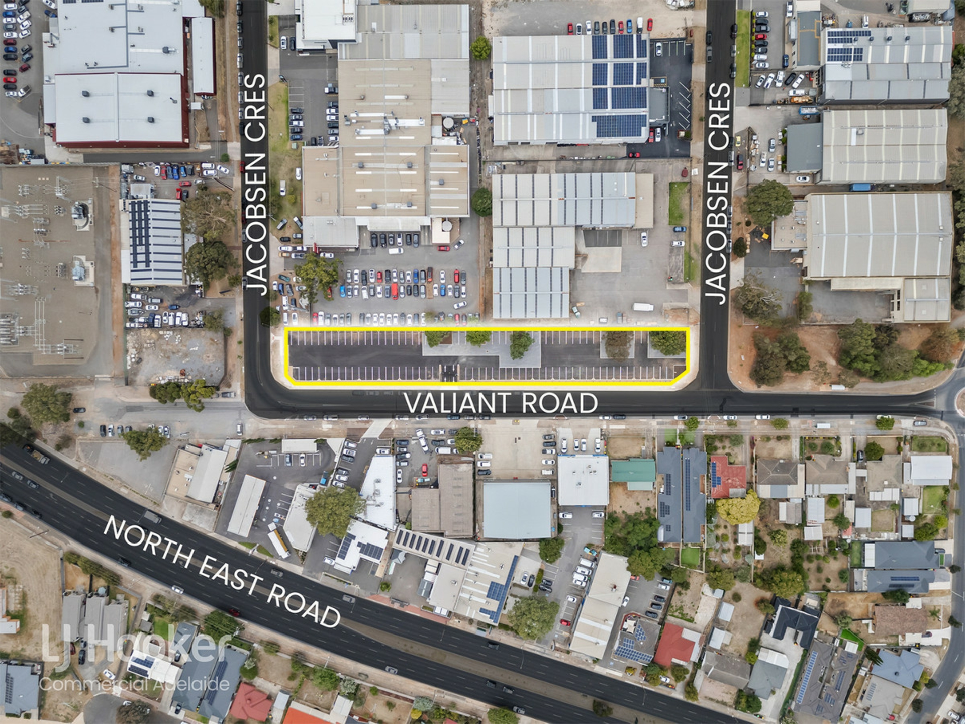 13 Valiant Road, HOLDEN HILL