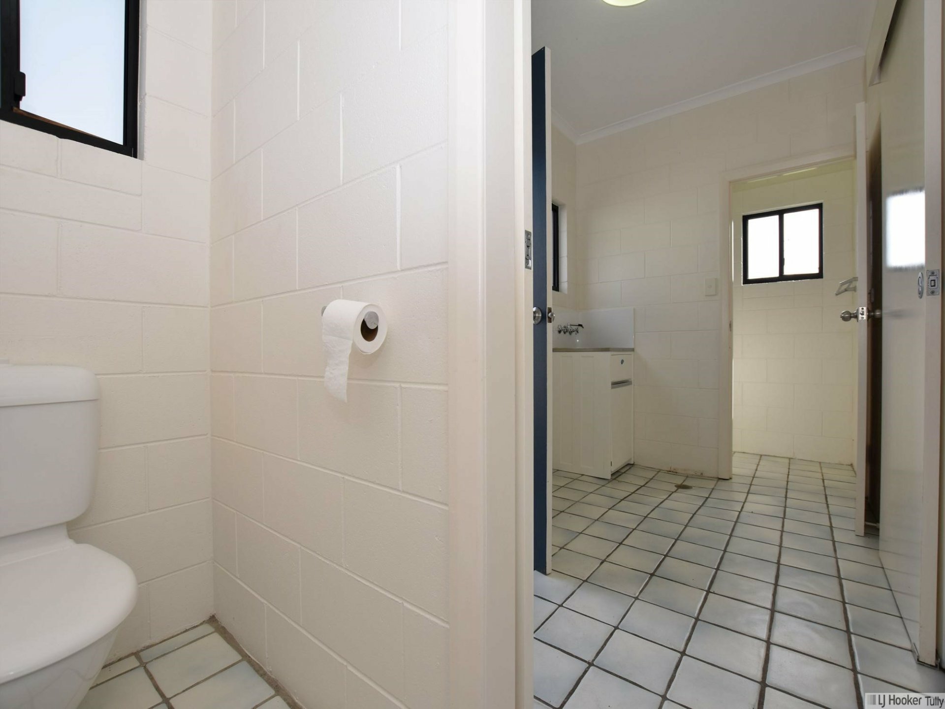 Unit 1/117 Taylor Street Tully Heads QLD Townhouse for Rent LJ Hooker