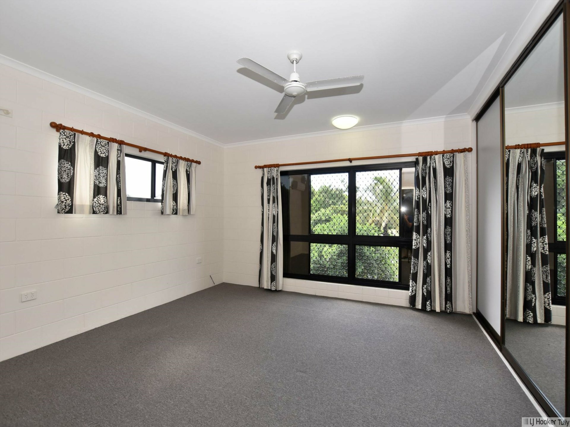 Unit 1/117 Taylor Street Tully Heads QLD Townhouse for Rent LJ Hooker