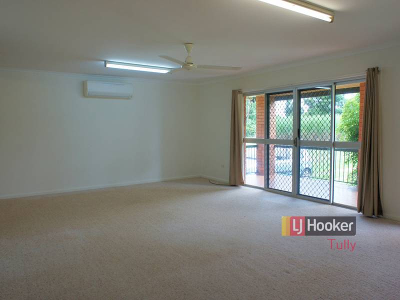 2/216 Dallachy Rd, TULLY