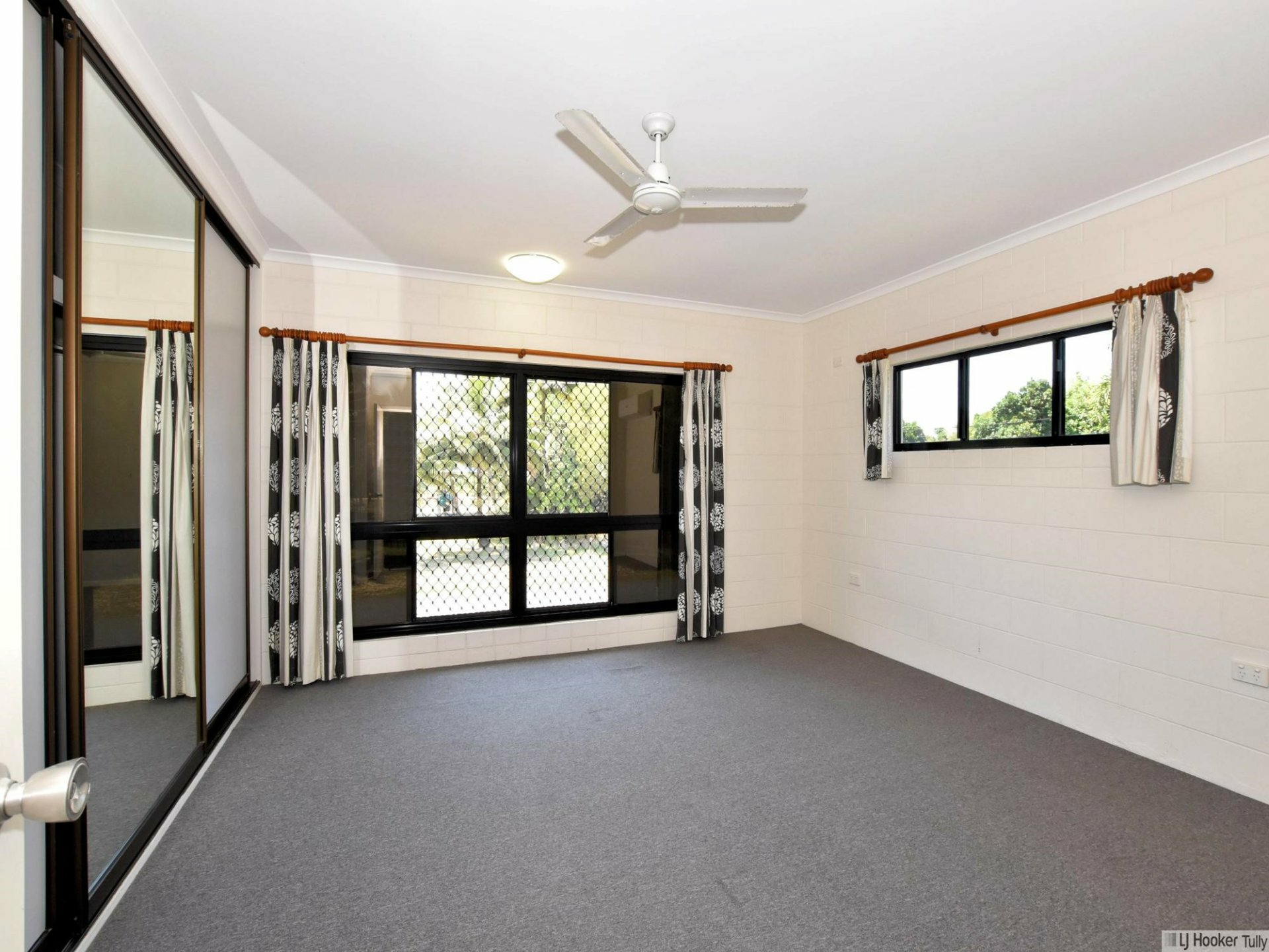 2/117 Taylor Street, TULLY HEADS