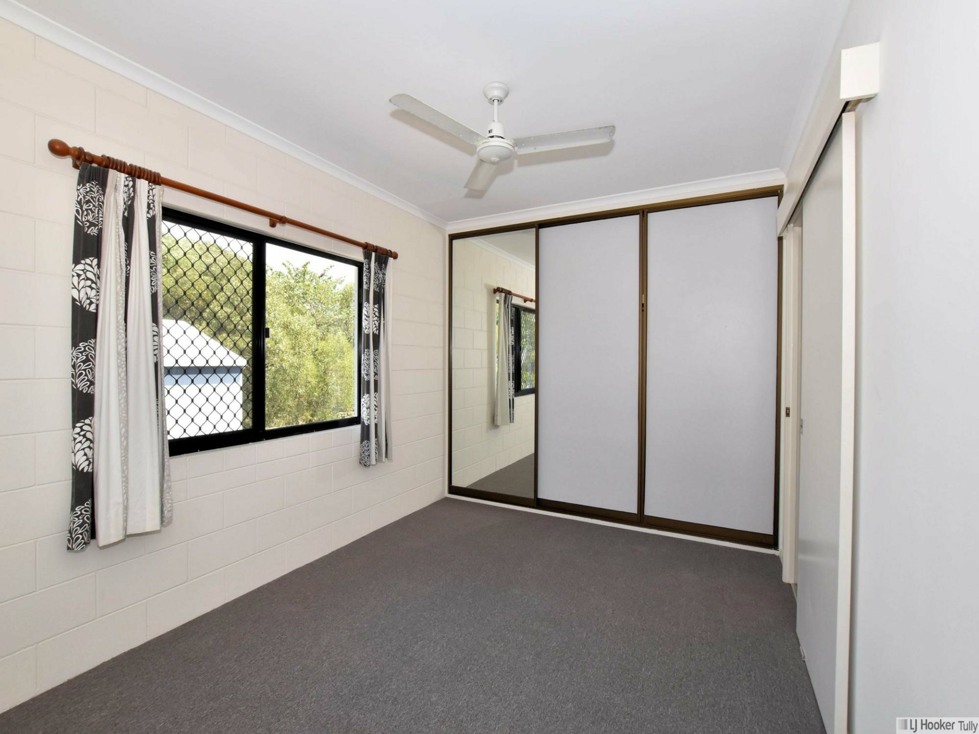 2/117 Taylor Street, TULLY HEADS