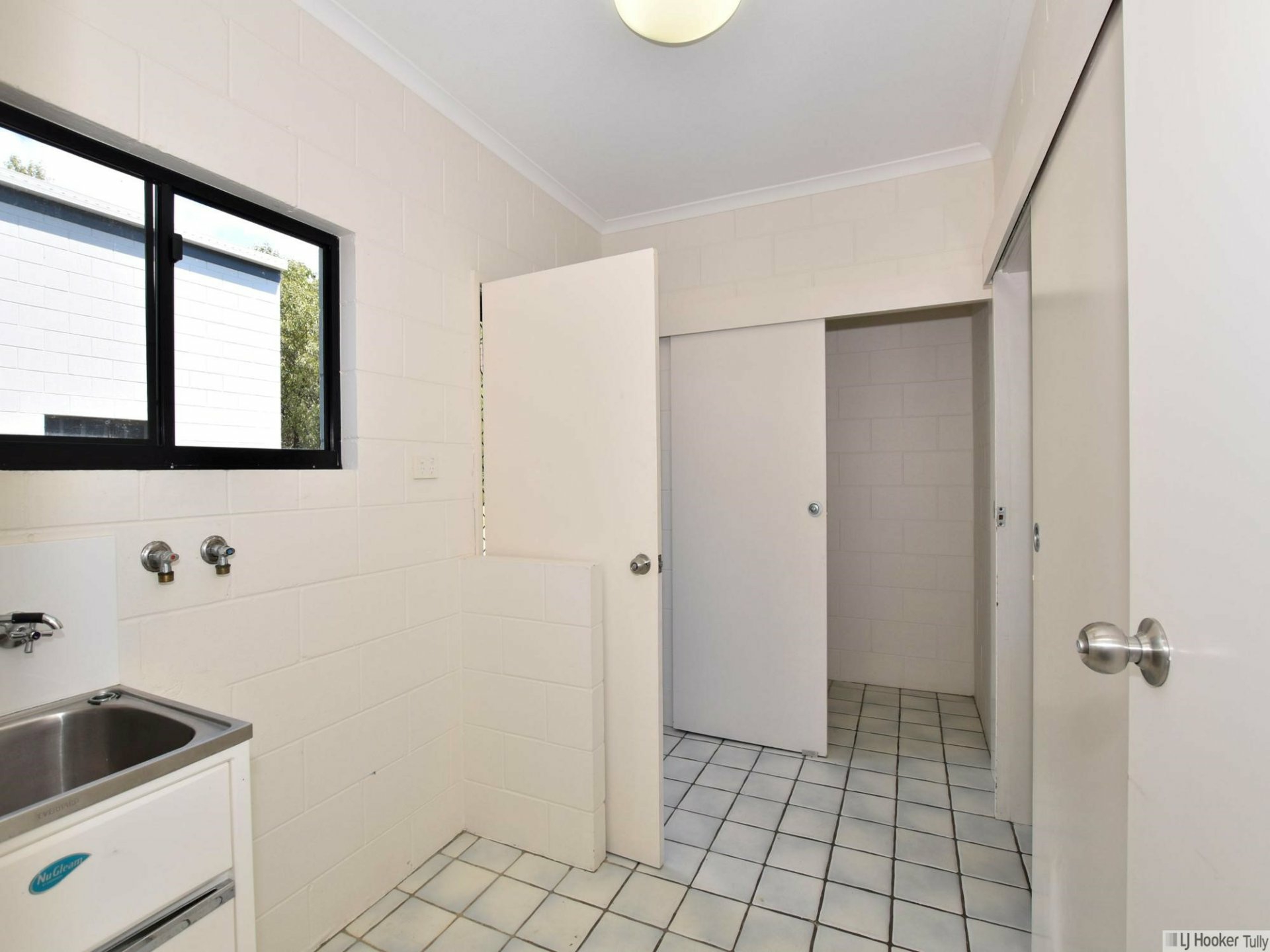 2/117 Taylor Street, TULLY HEADS