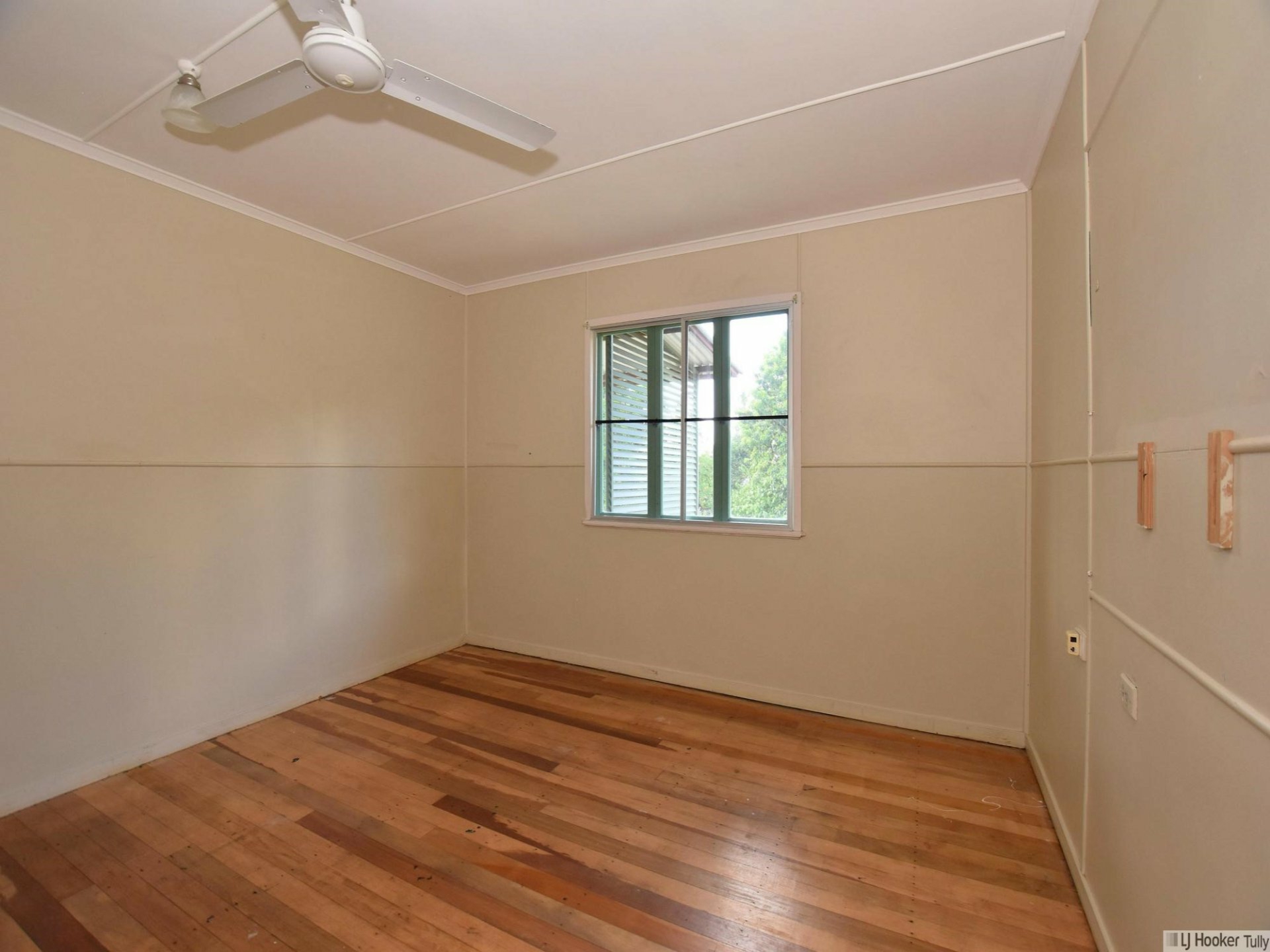 24 Theodore Street, TULLY