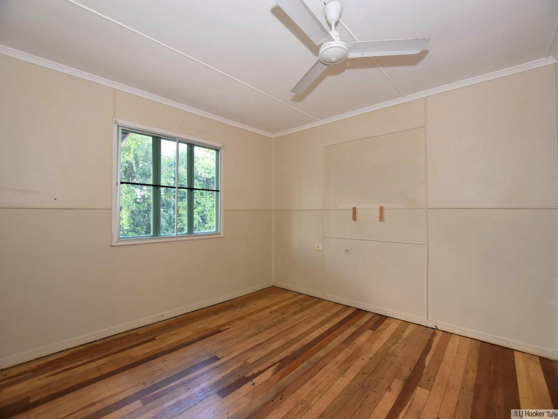 24 Theodore Street, TULLY