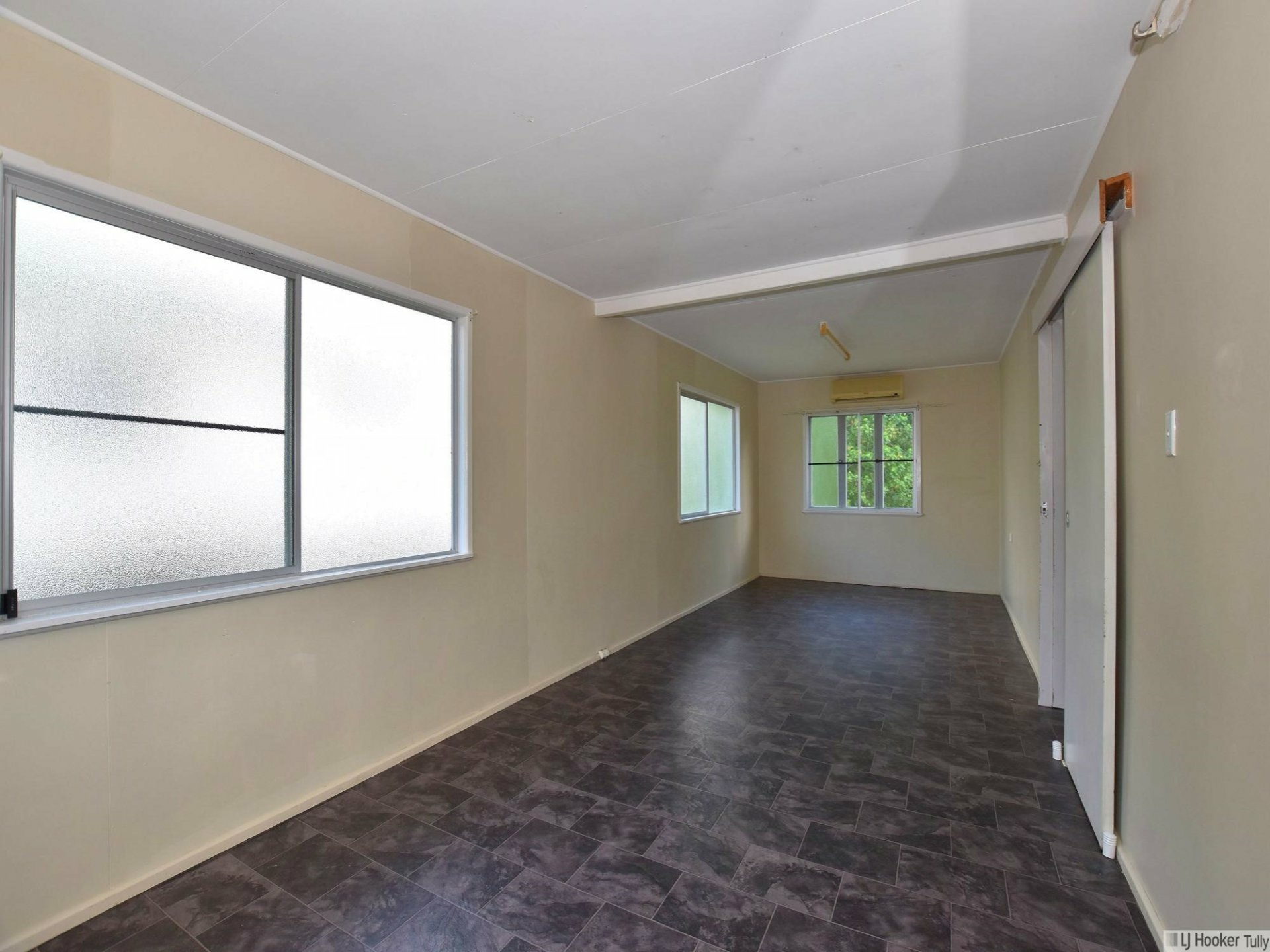 24 Theodore Street, TULLY