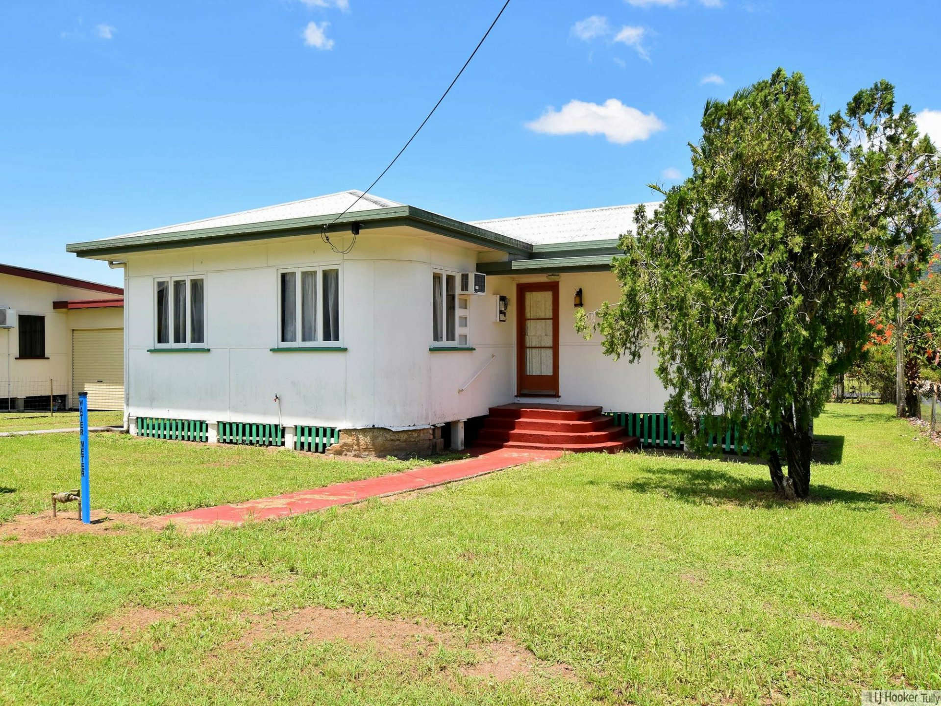 10 Cairns Street Tully QLD