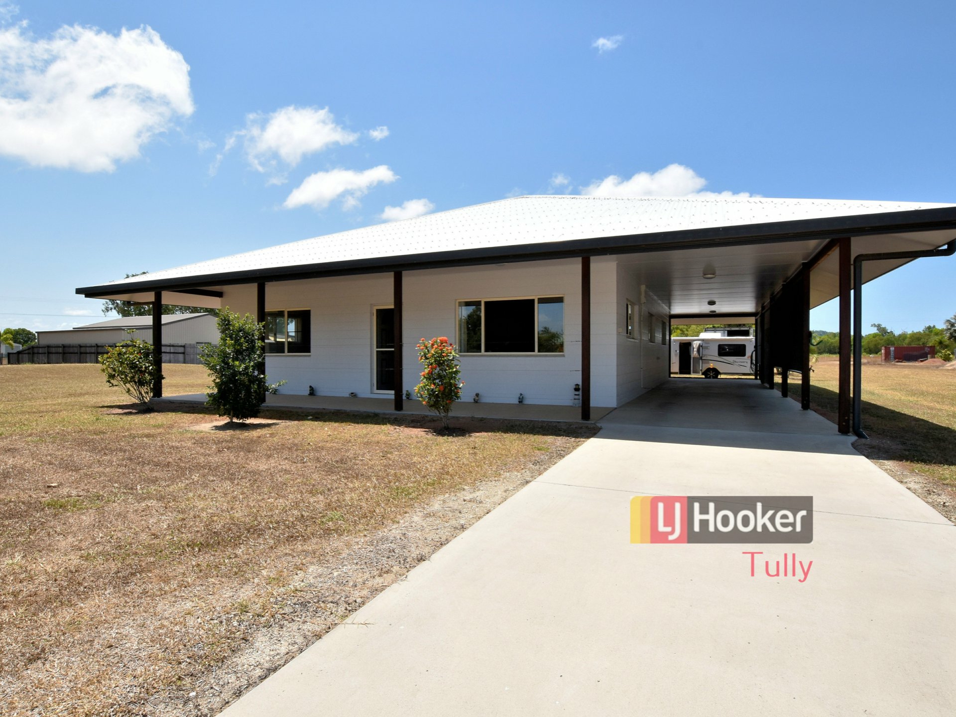 9 Amanda Crescent, Tully Heads