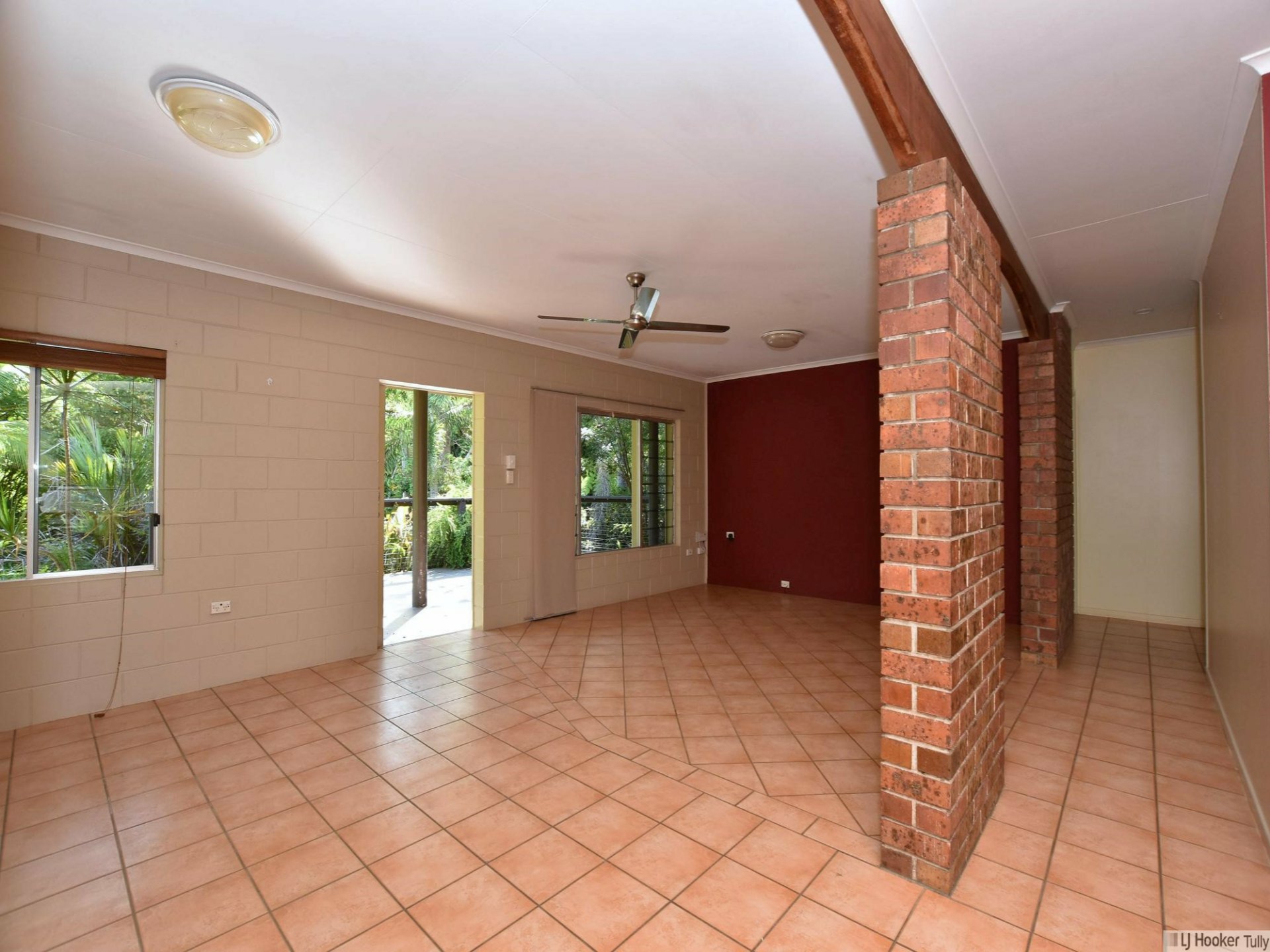 6 Lloyd Bell Road, MERRYBURN