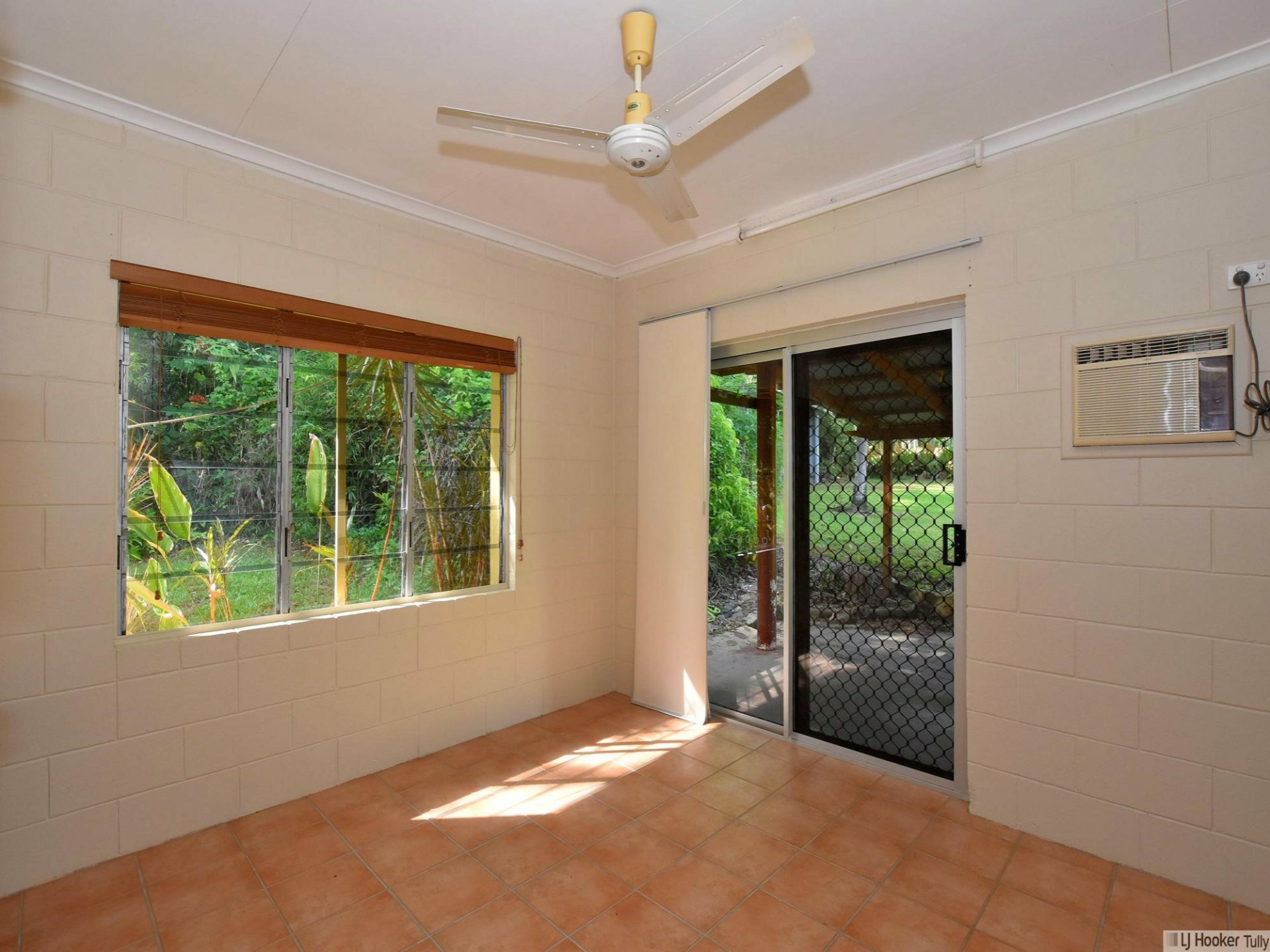 6 Lloyd Bell Road, MERRYBURN