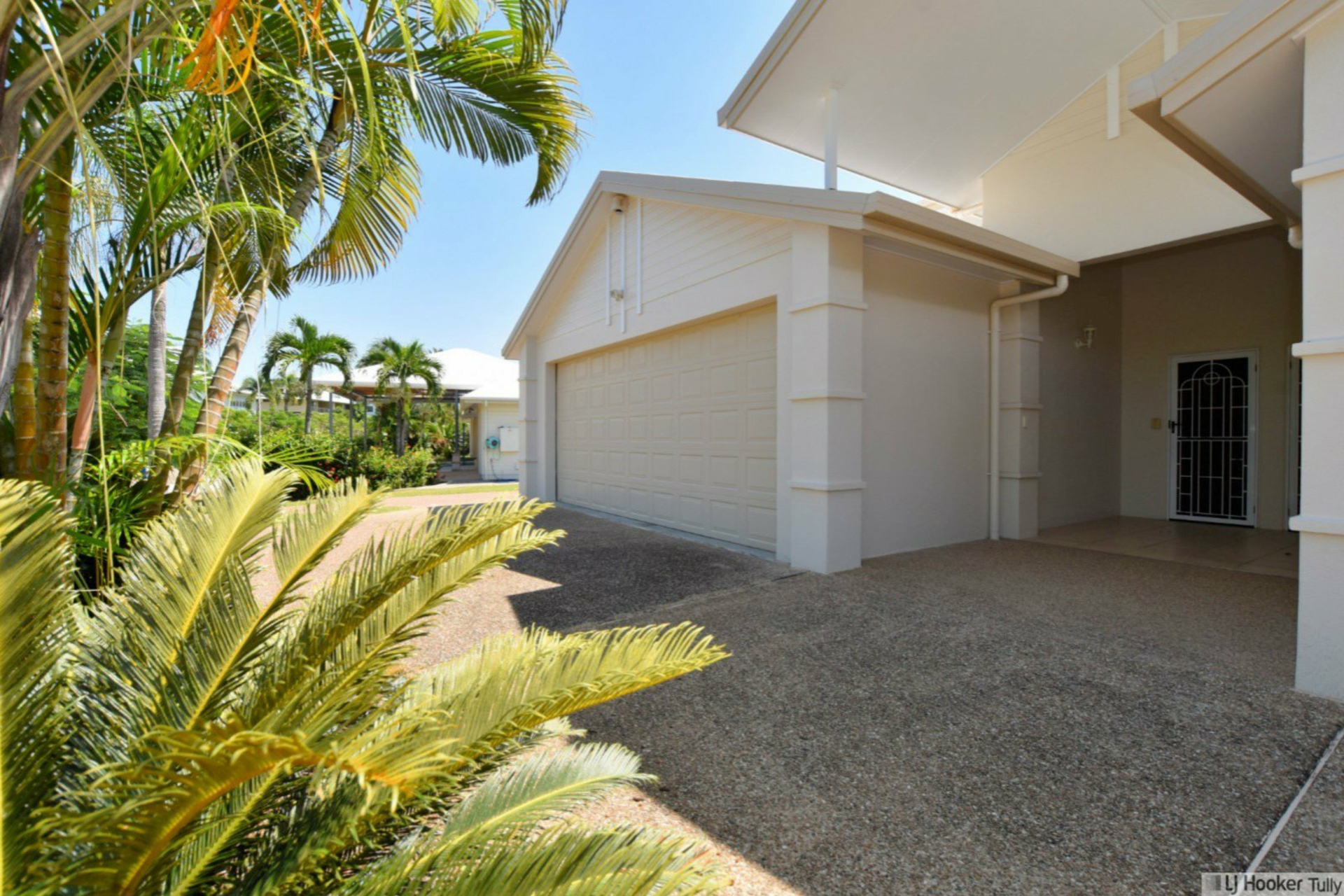 Unit 2/23 Poinciana Boulevard, CARDWELL