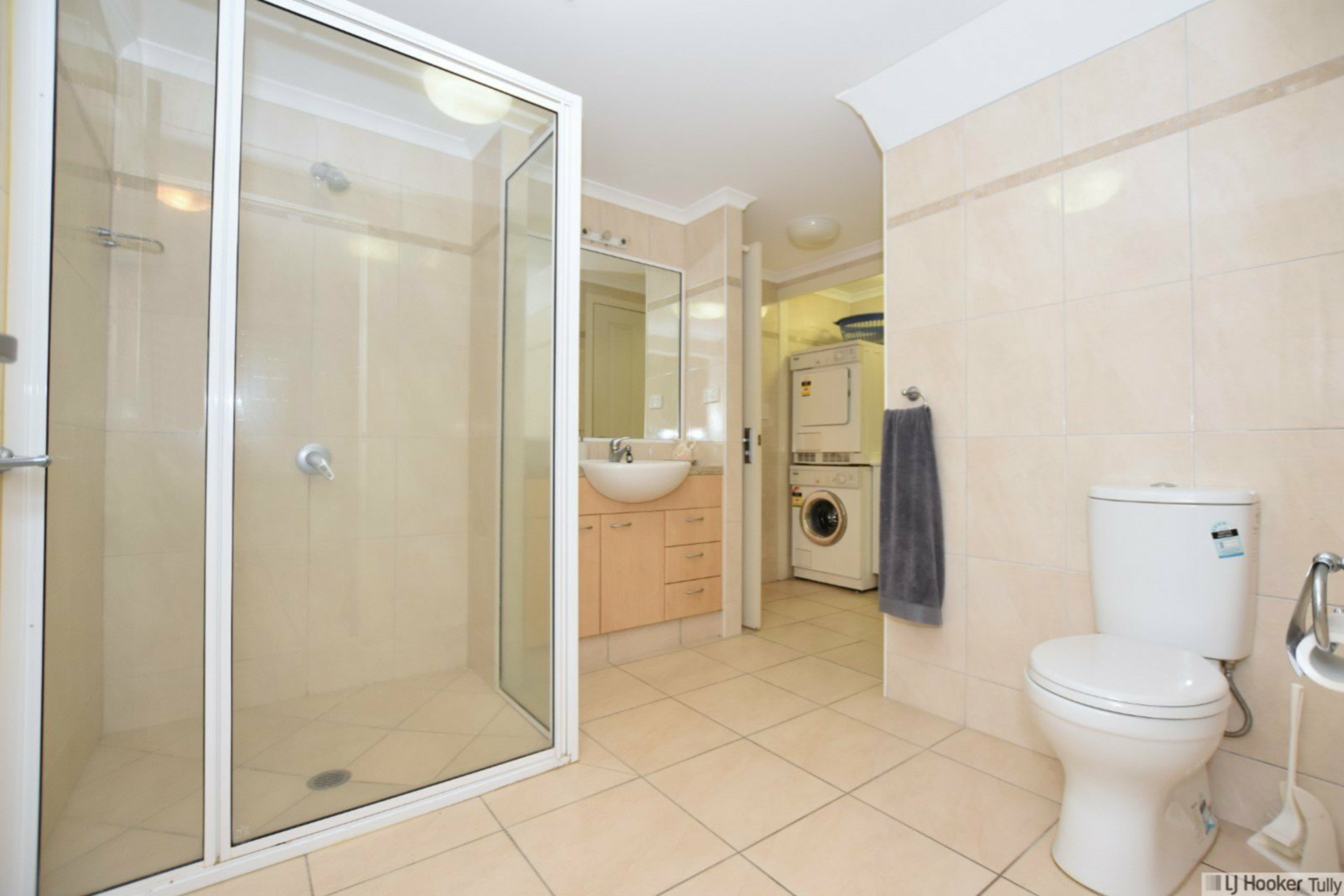Unit 2/23 Poinciana Boulevard, CARDWELL