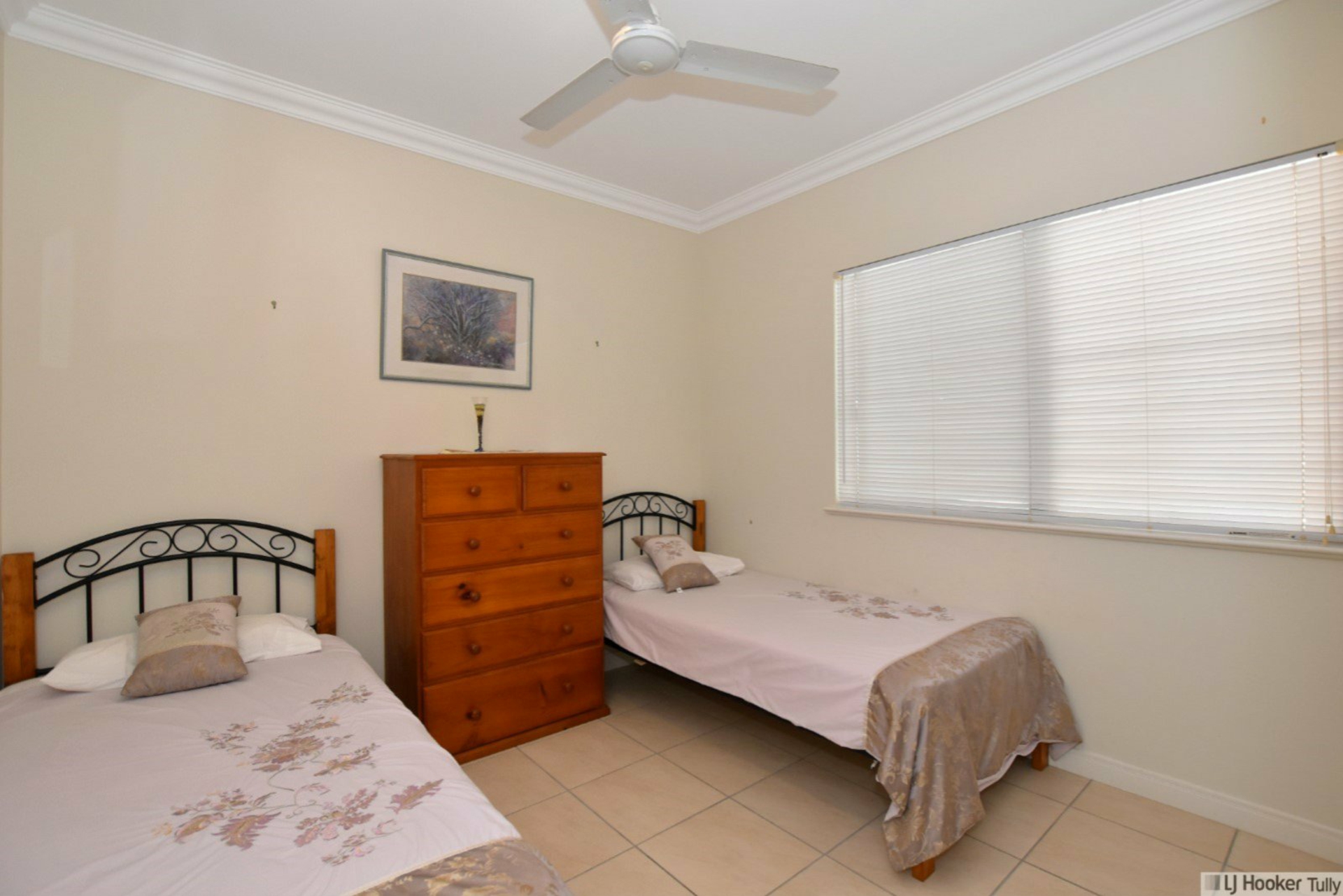 Unit 2/23 Poinciana Boulevard, CARDWELL
