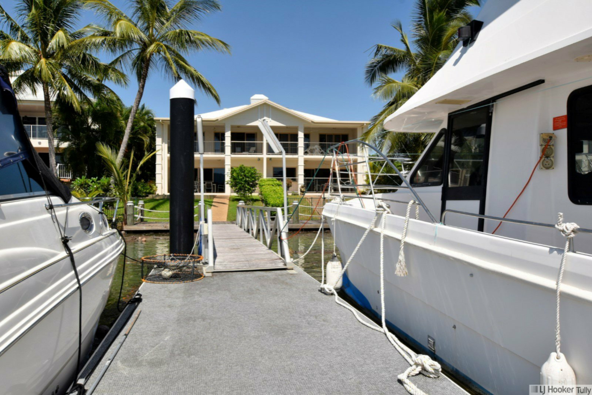 Unit 2/23 Poinciana Boulevard, CARDWELL